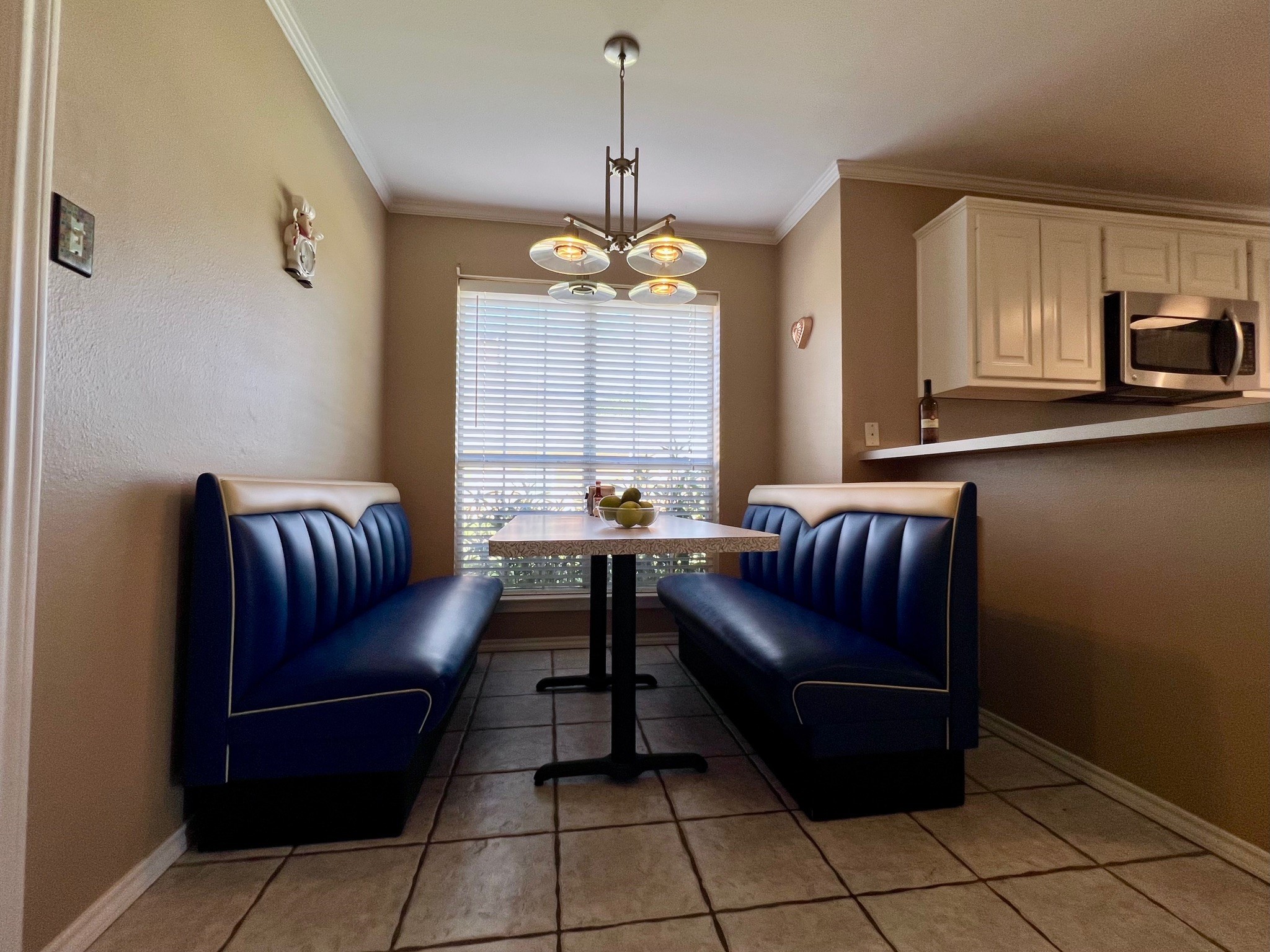 10601 Woodland Drive