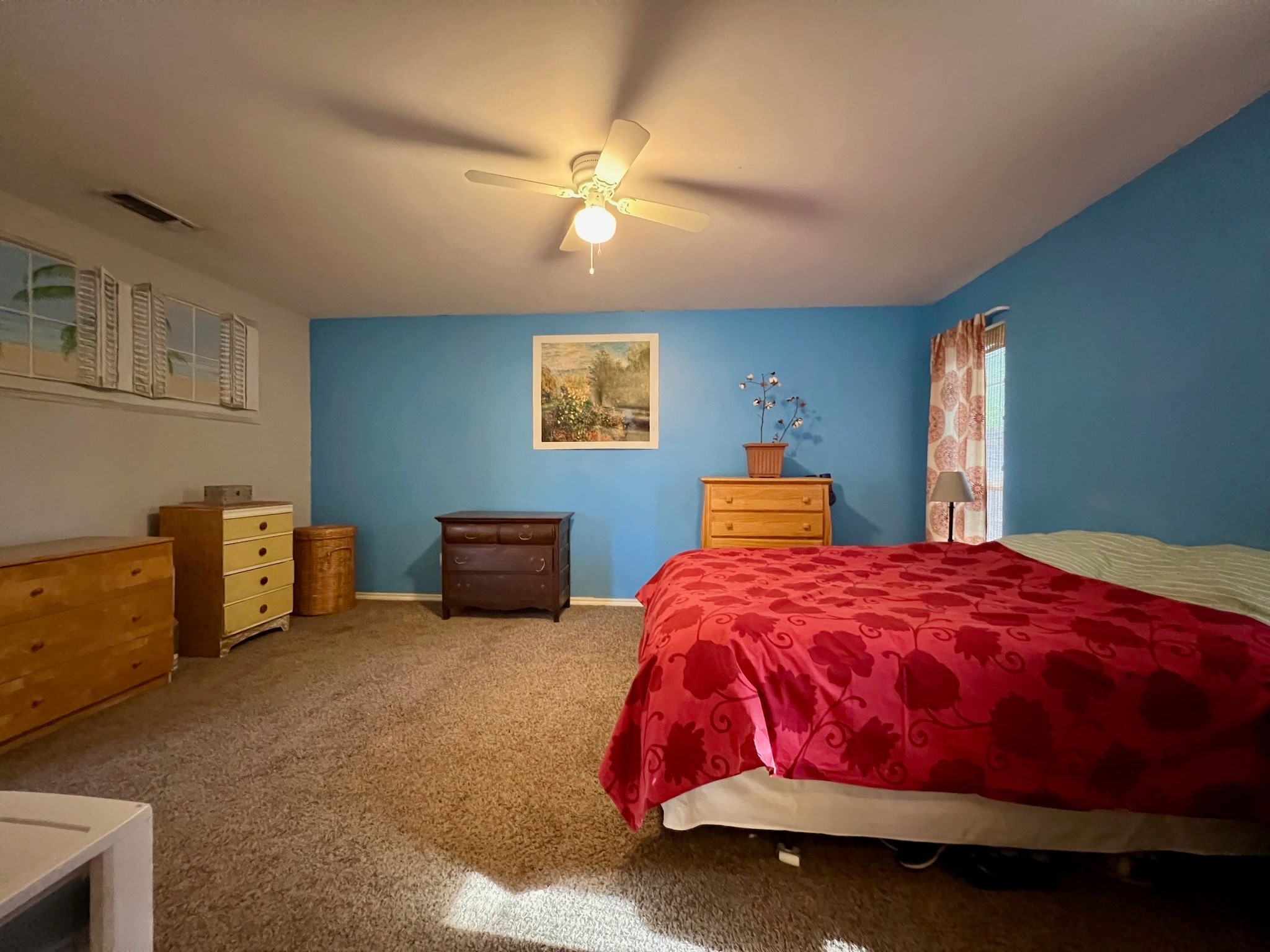 10601 Woodland Drive