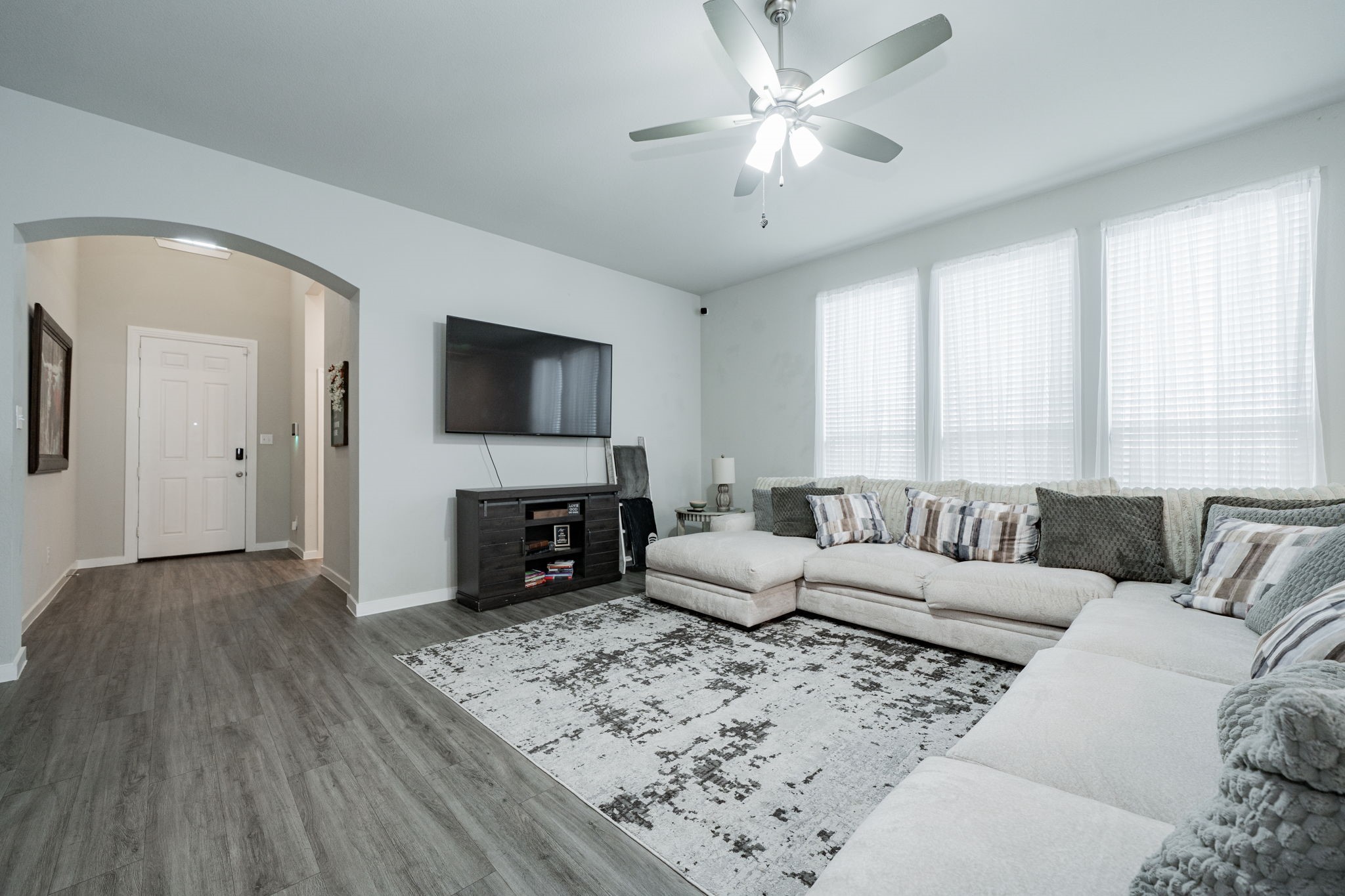 2142 Mossbrook Drive