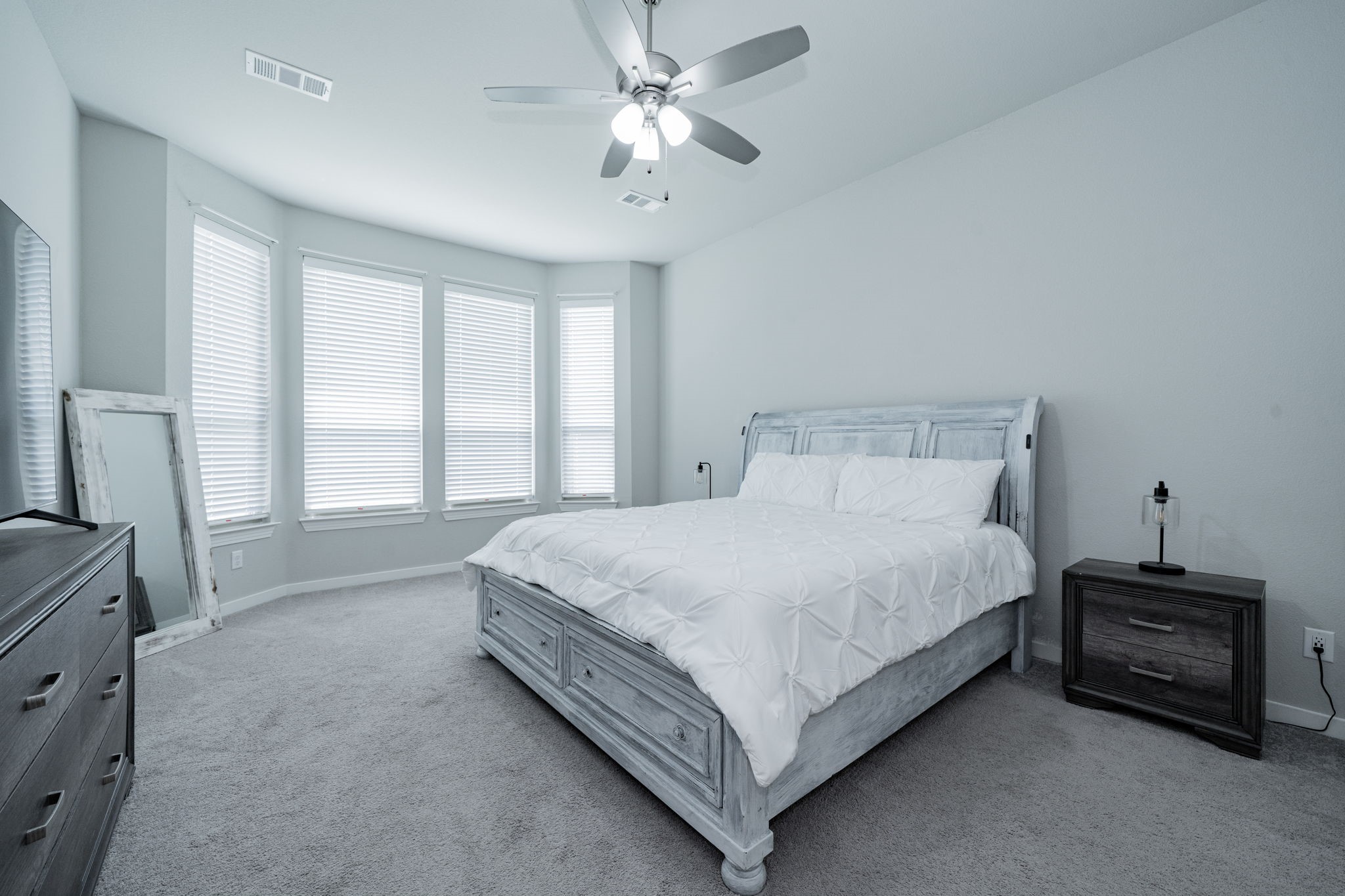 2142 Mossbrook Drive