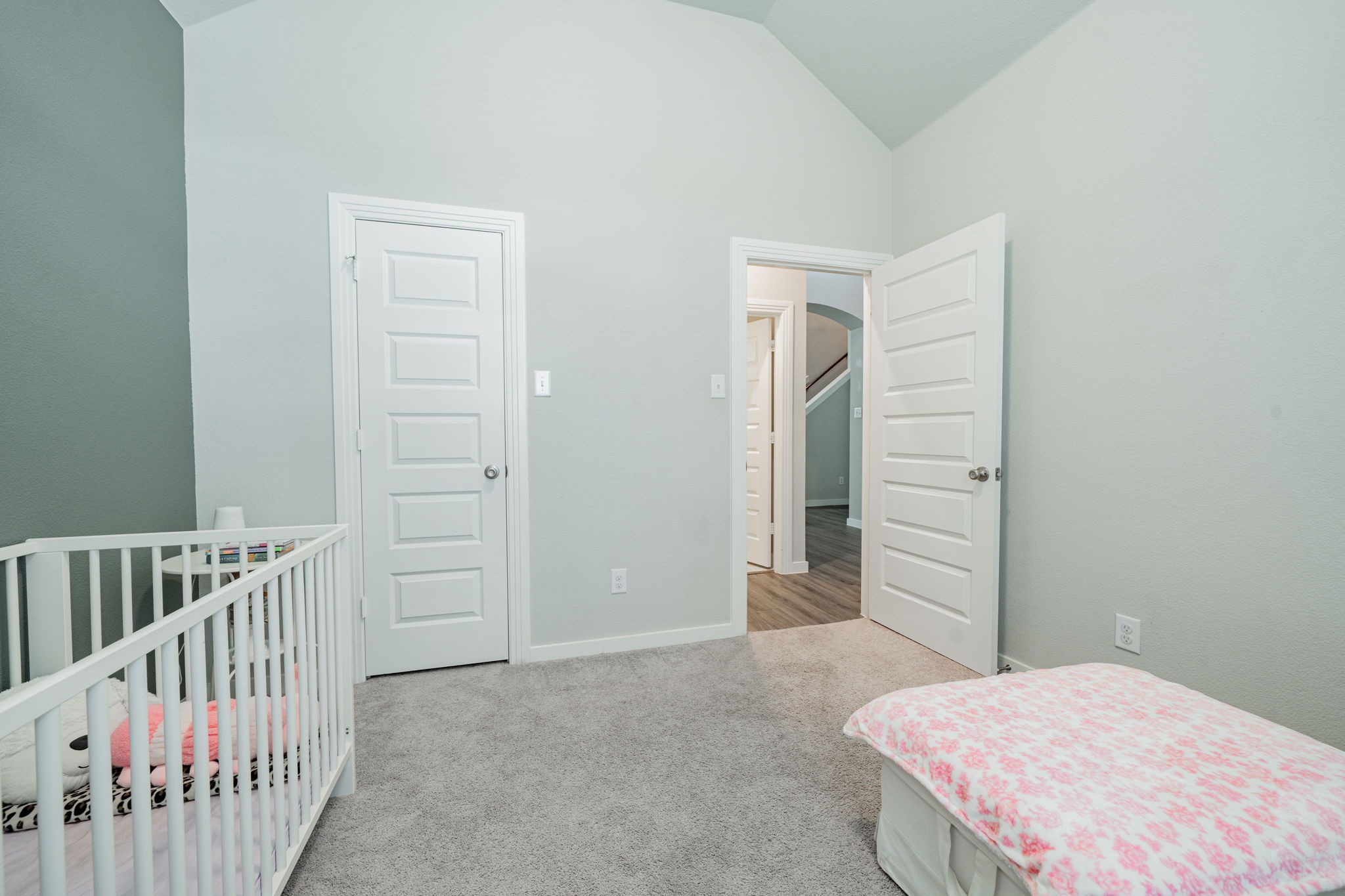 2142 Mossbrook Drive