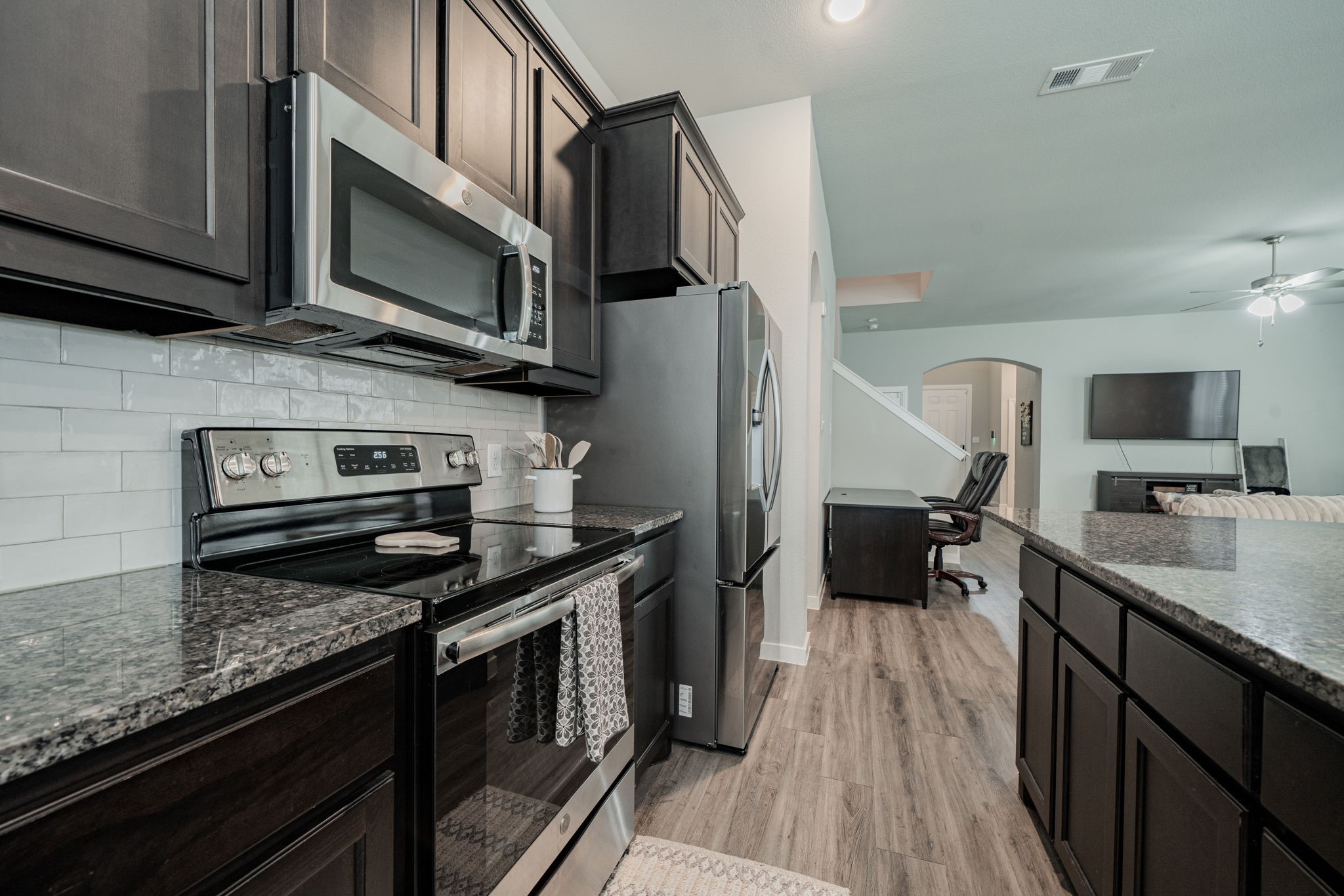 2142 Mossbrook Drive