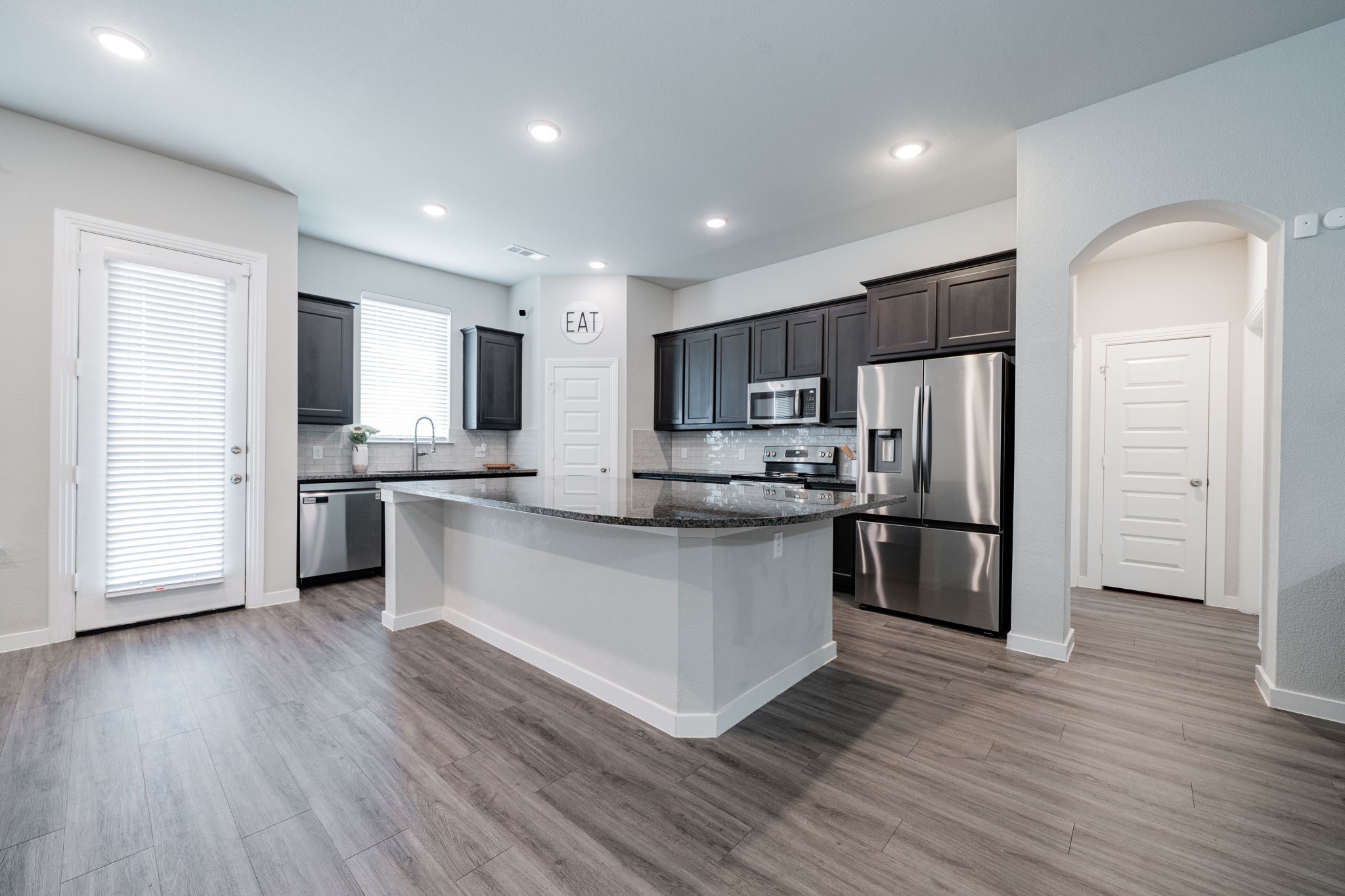 2142 Mossbrook Drive