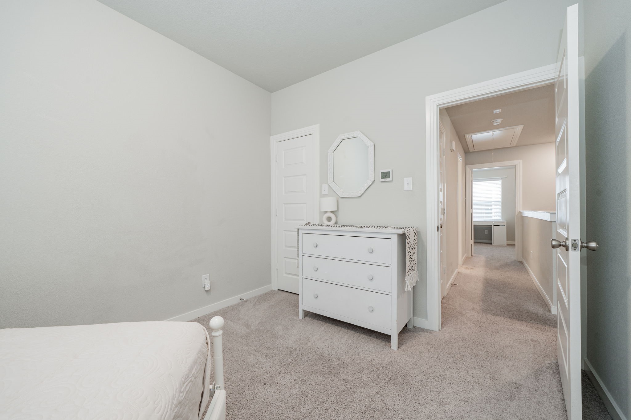 2142 Mossbrook Drive