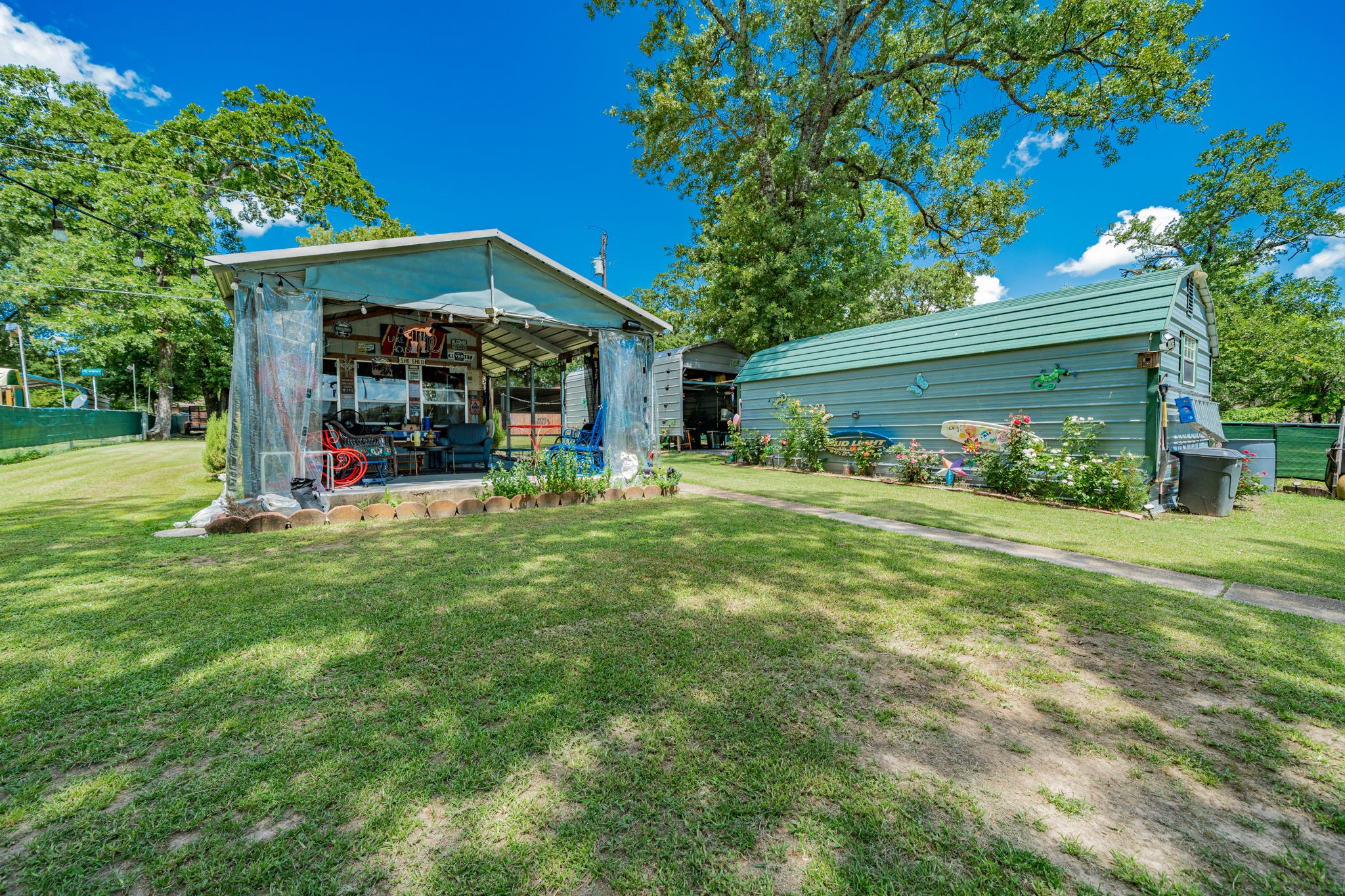 9592 Lakeland Loop