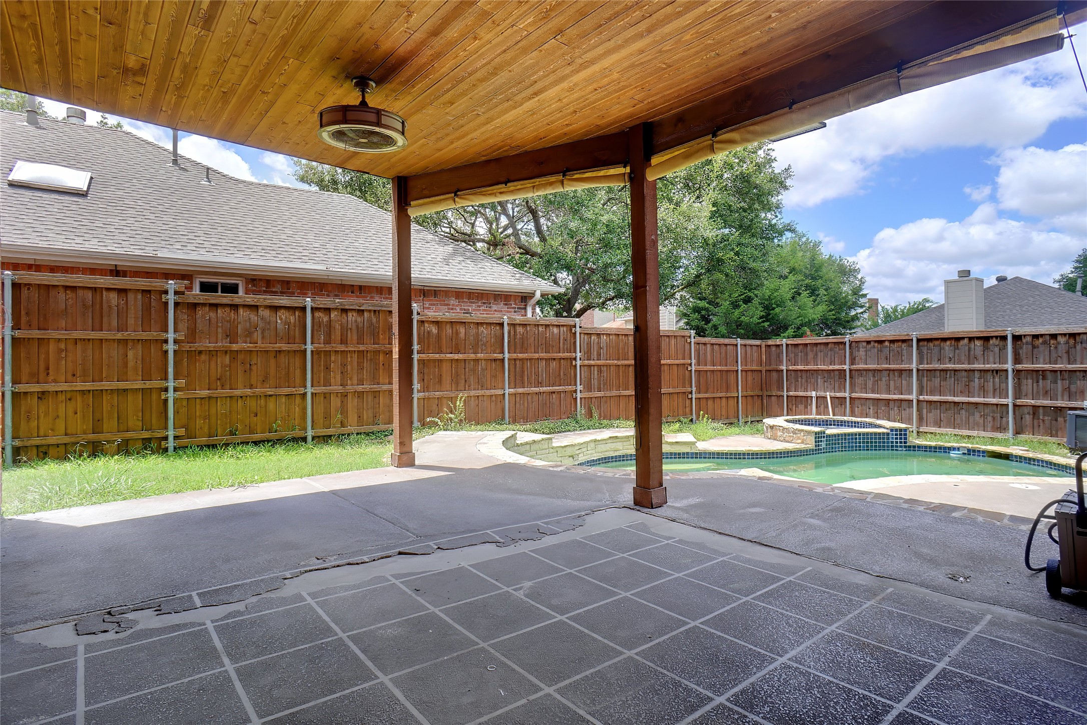 2337 San Gabriel Drive