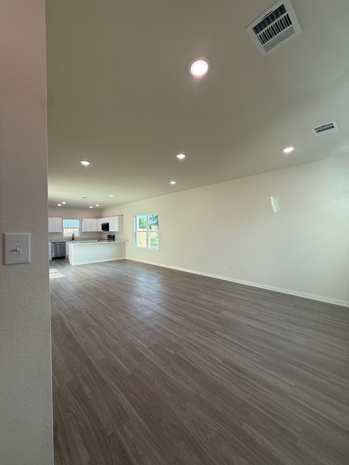 1008 Caspian Lane
