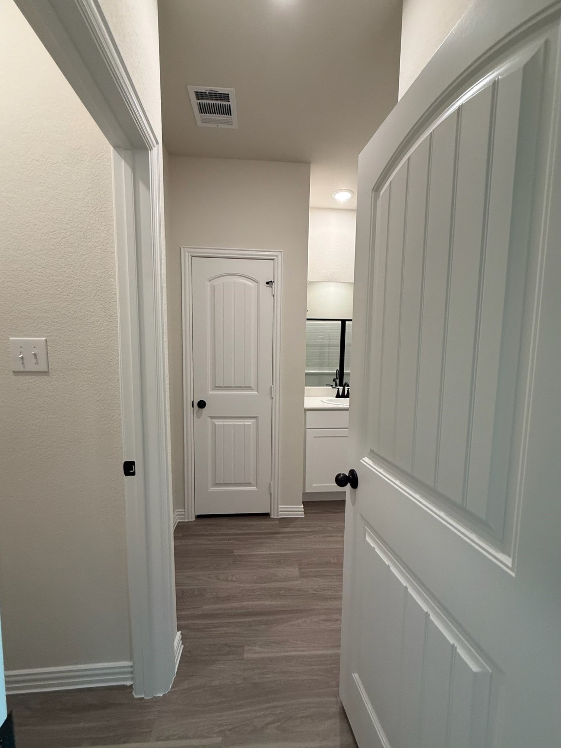 1008 Caspian Lane