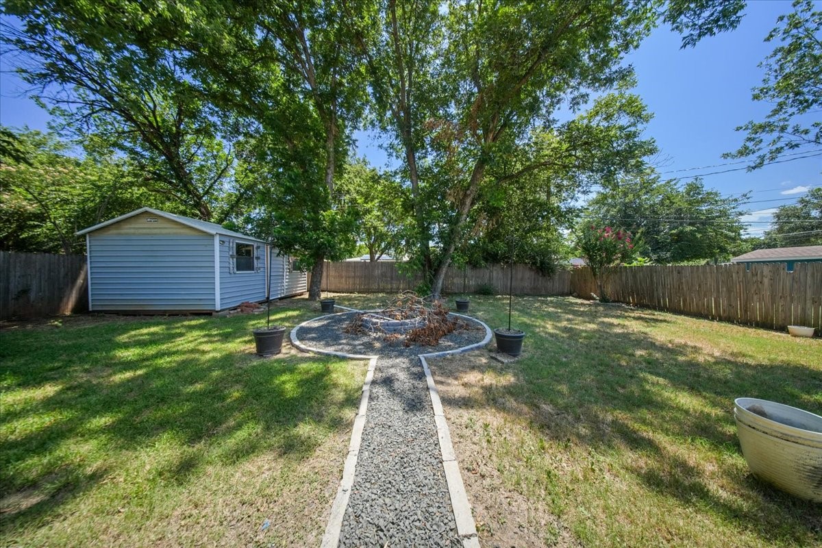 3904 Caddo Trail