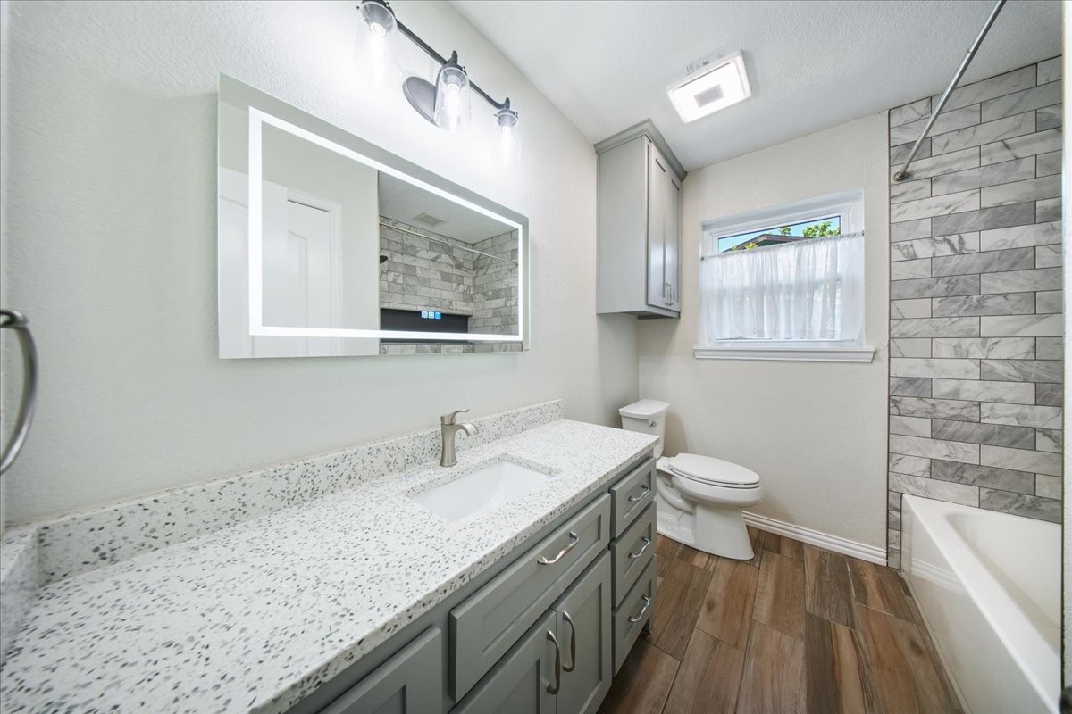 3904 Caddo Trail