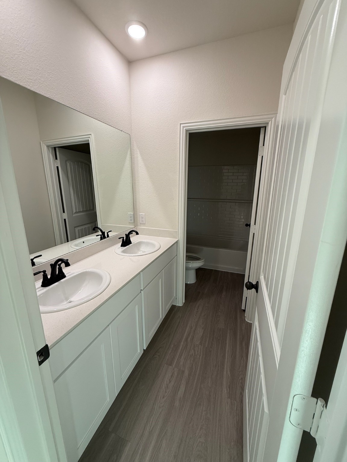 100 Nakota Drive