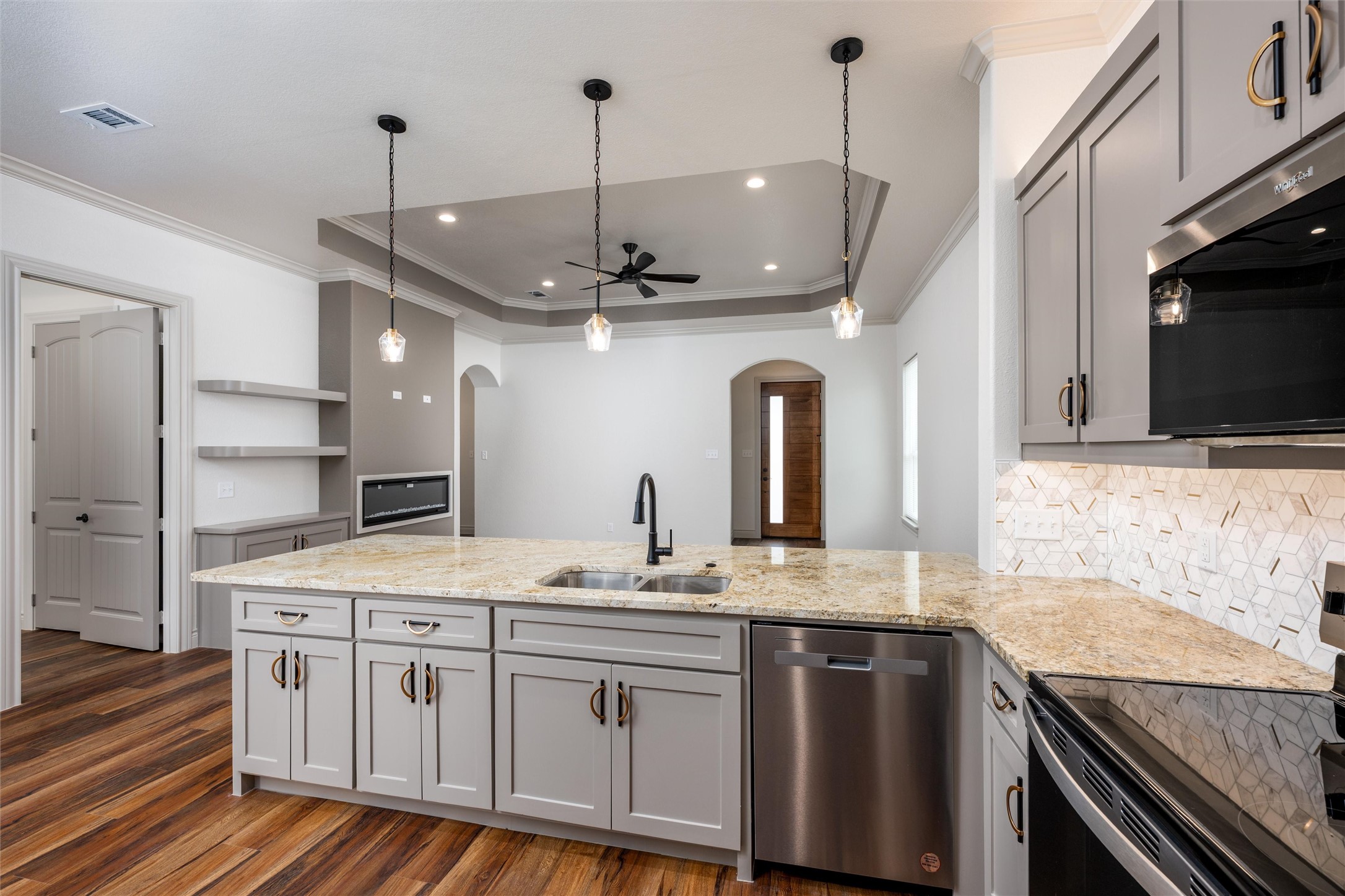 595 Kontiki Drive