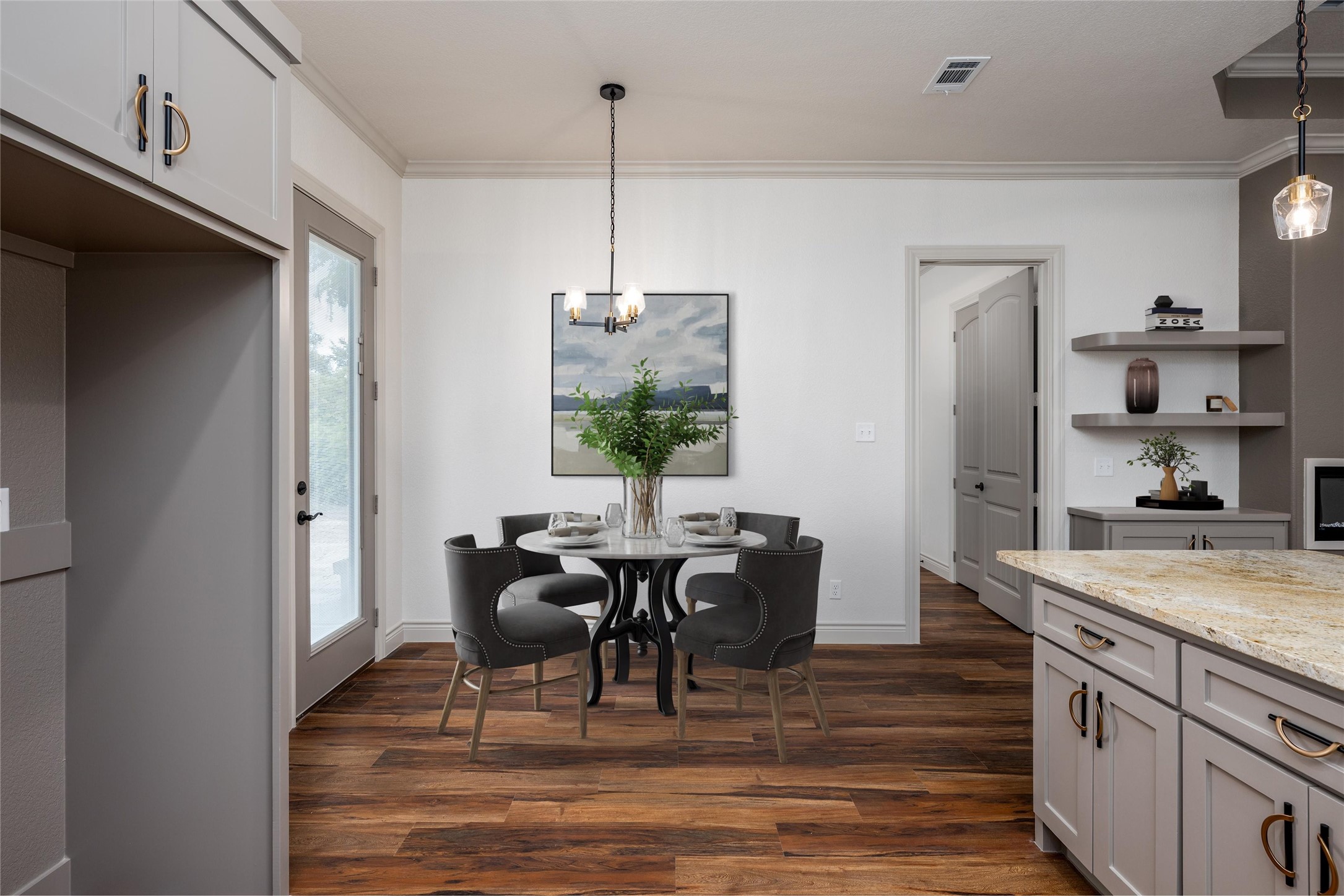 595 Kontiki Drive