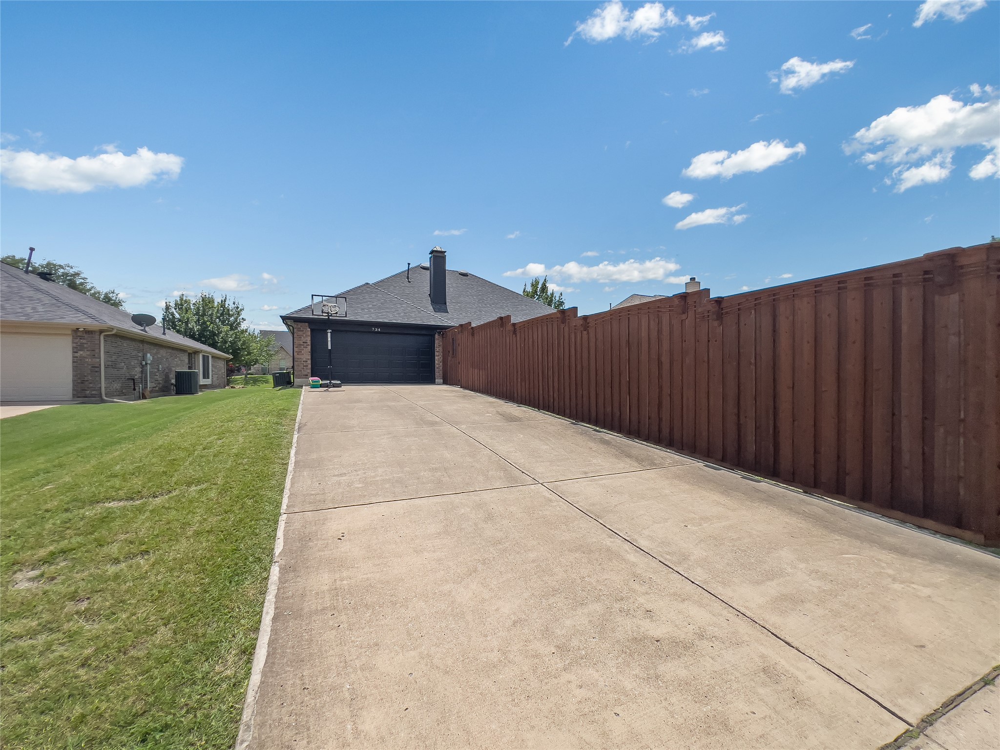 734 Brazos Way