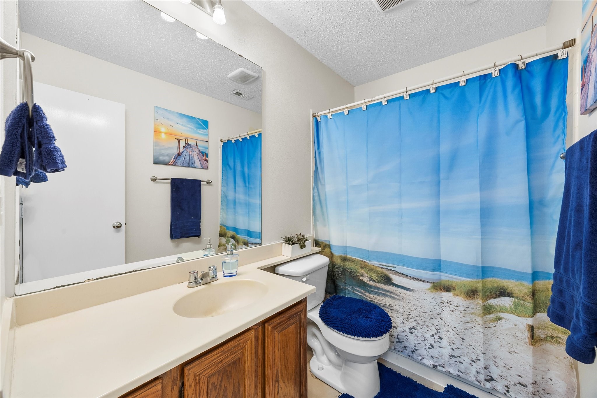 2540 Brook Hollow Court