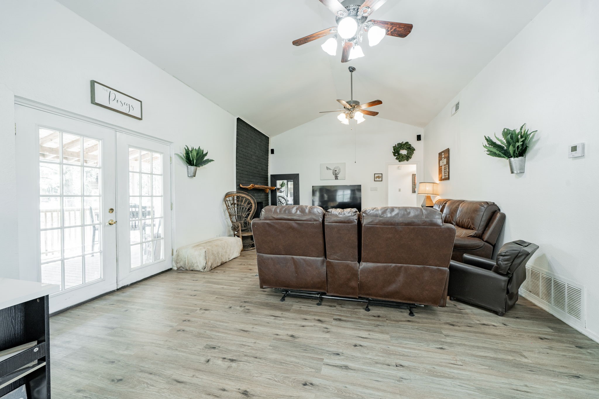 9091 Bluebonnet Drive
