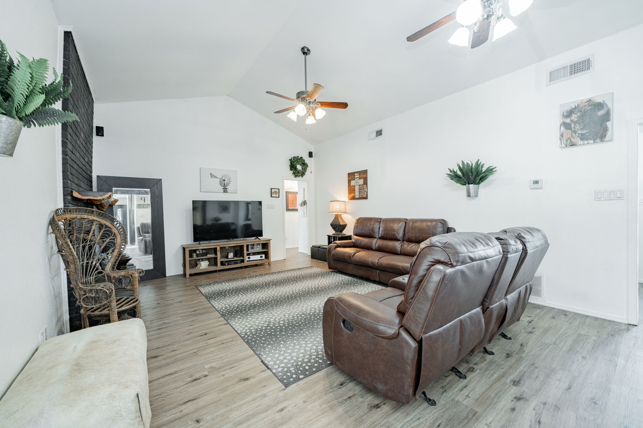 9091 Bluebonnet Drive