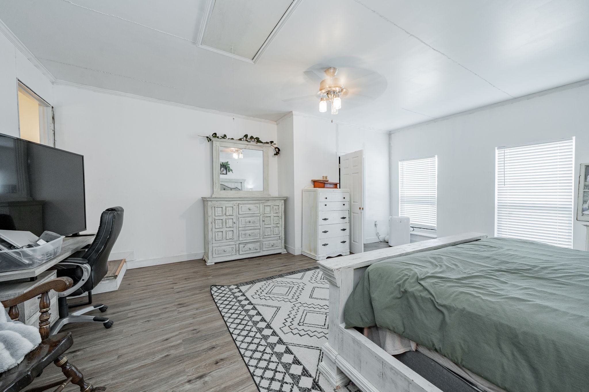 9091 Bluebonnet Drive