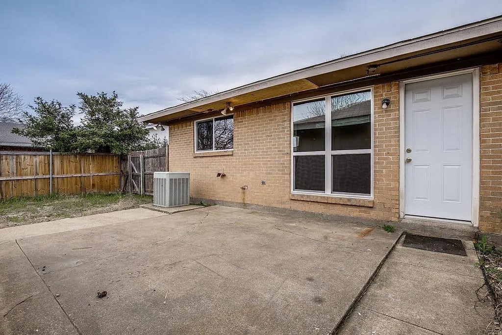 12805 Pandora Drive