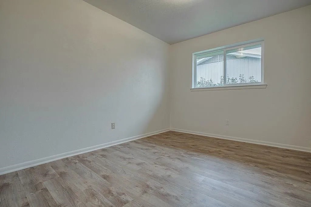 12805 Pandora Drive