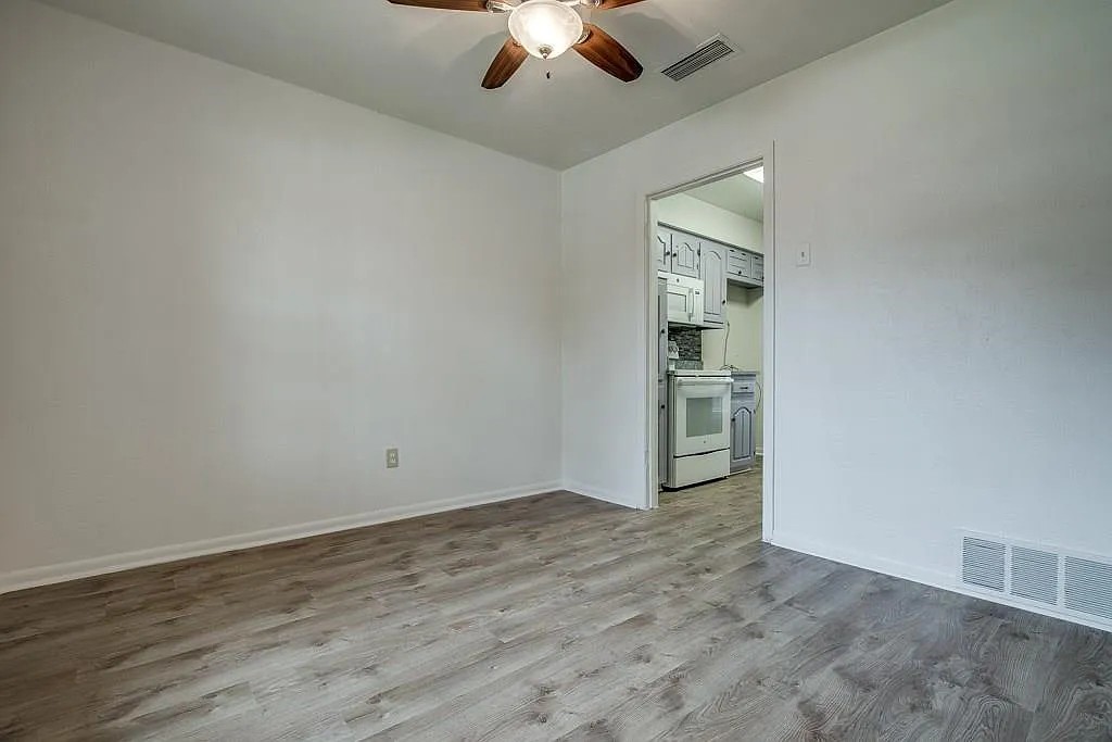 12805 Pandora Drive