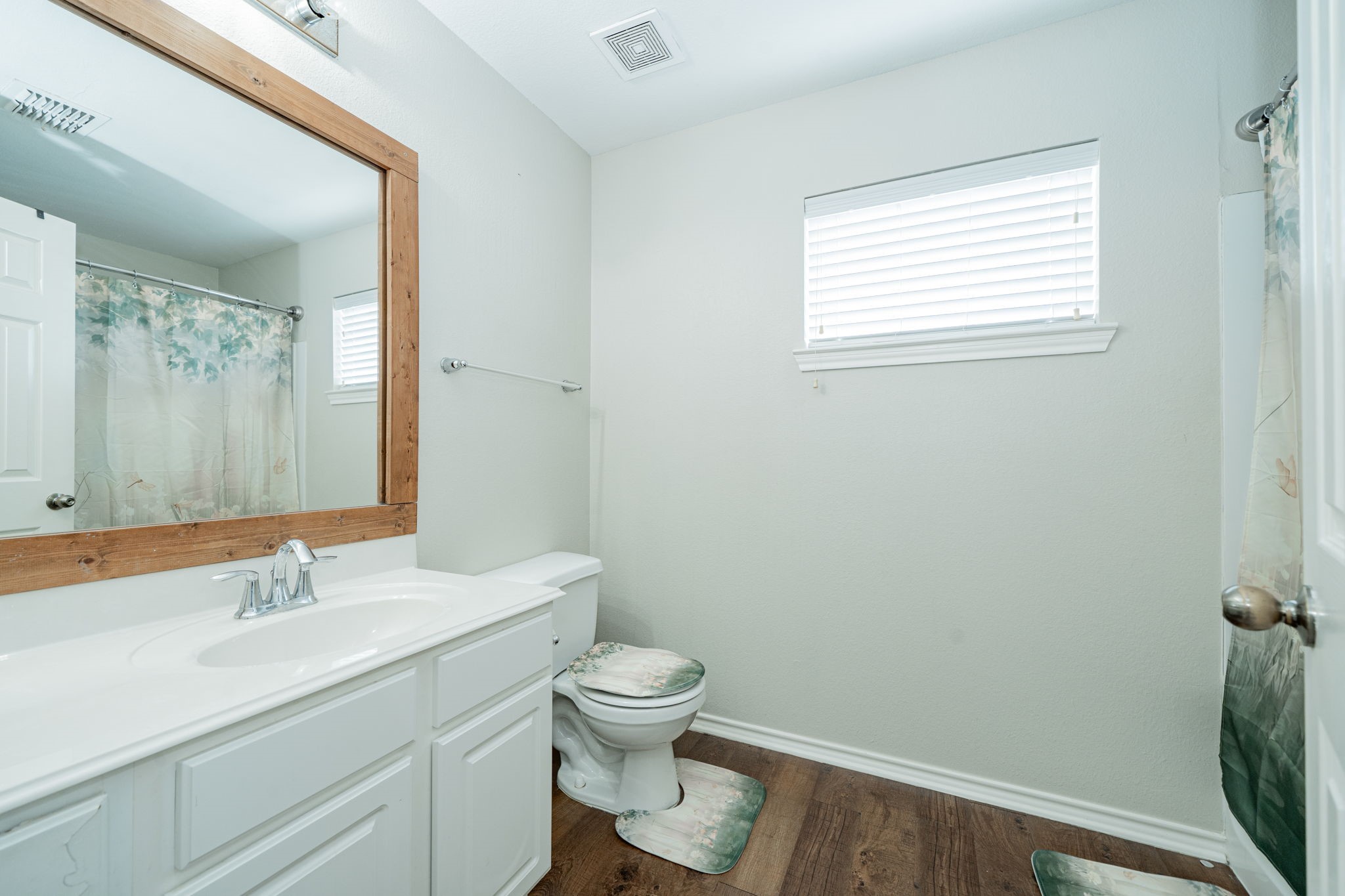 1328 Alder Tree Lane