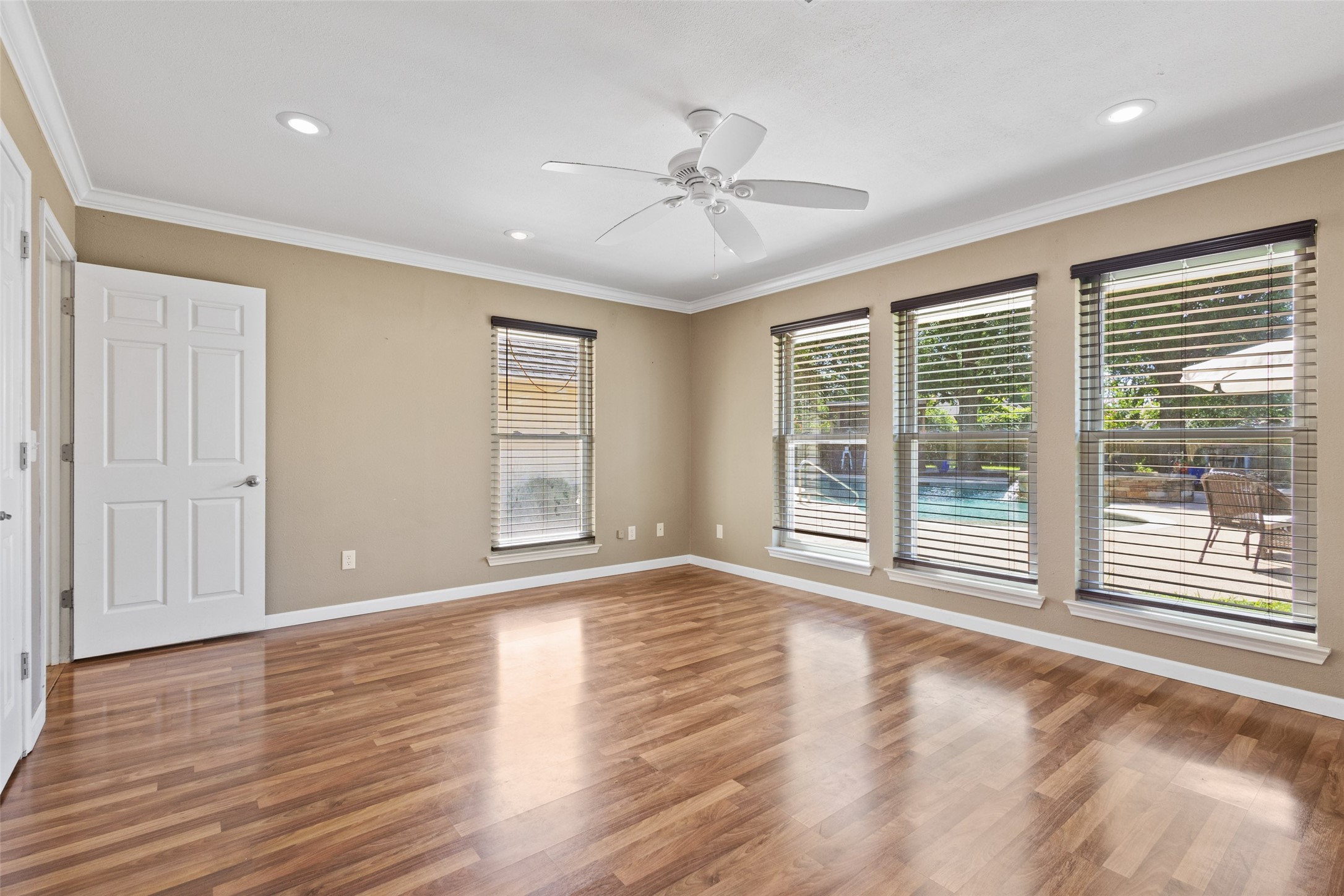 2830 Oak Creek Drive