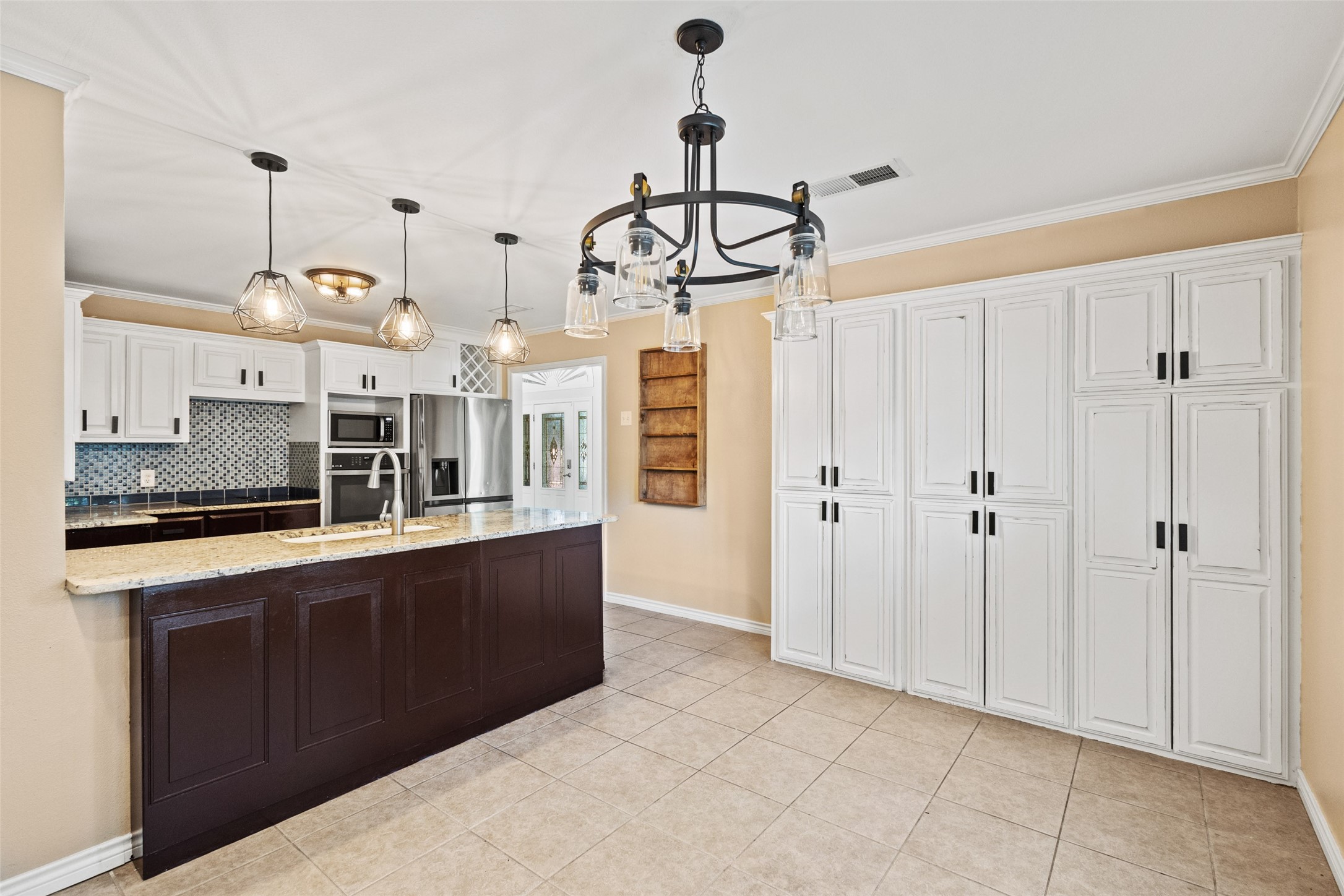2830 Oak Creek Drive