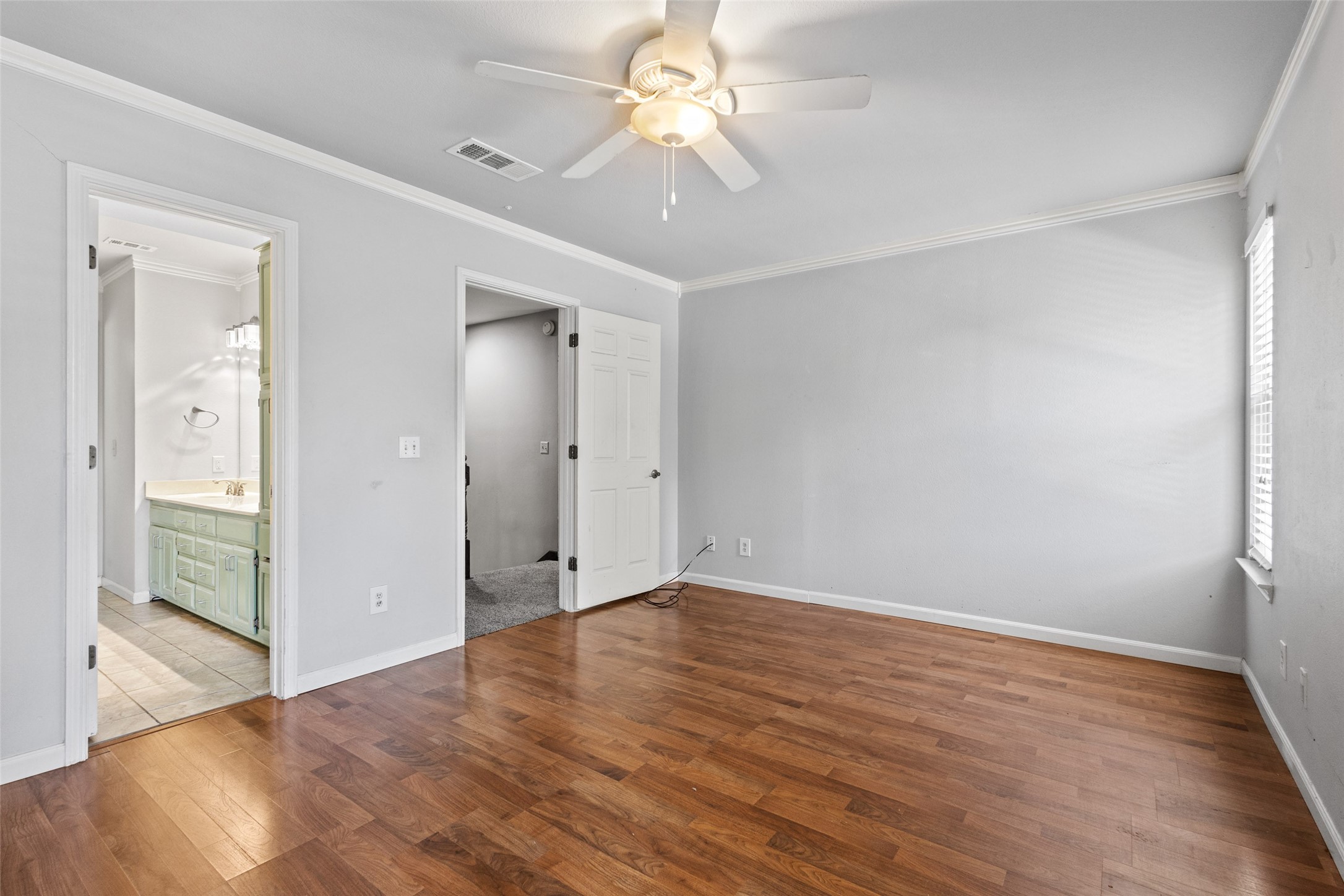 2830 Oak Creek Drive
