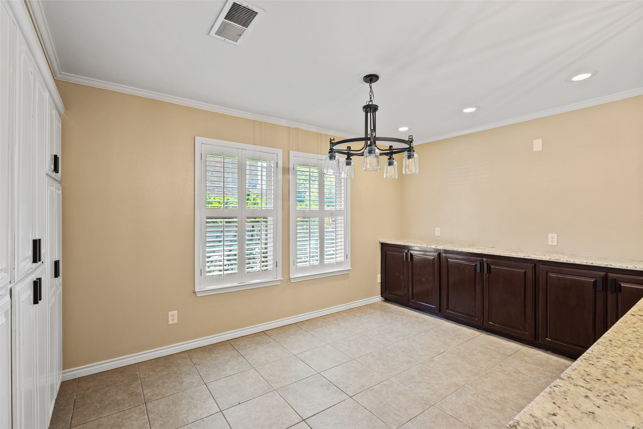 2830 Oak Creek Drive