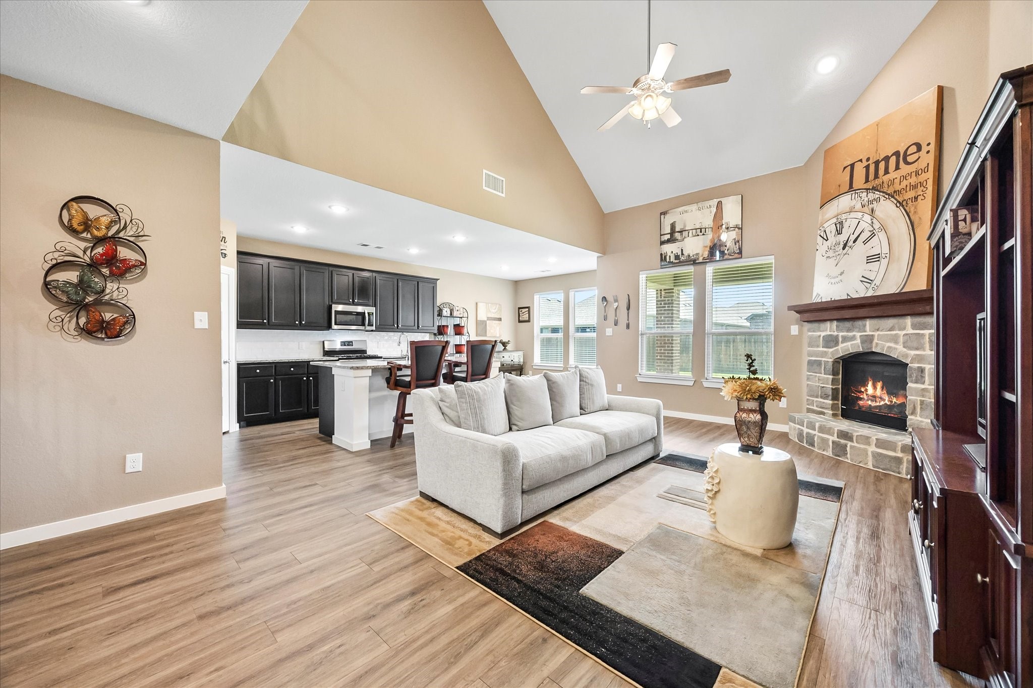 1518 Calcot Lane