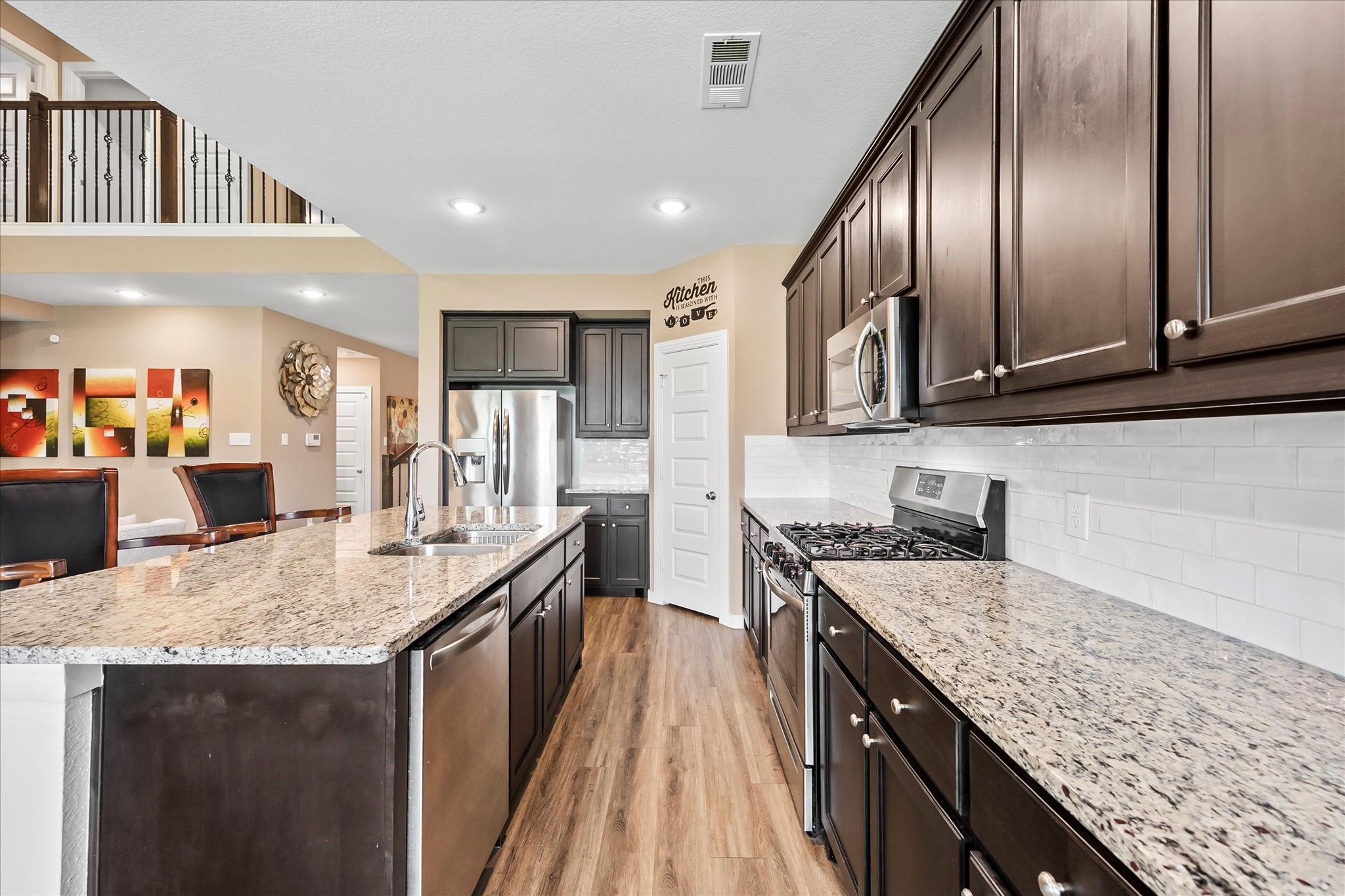 1518 Calcot Lane