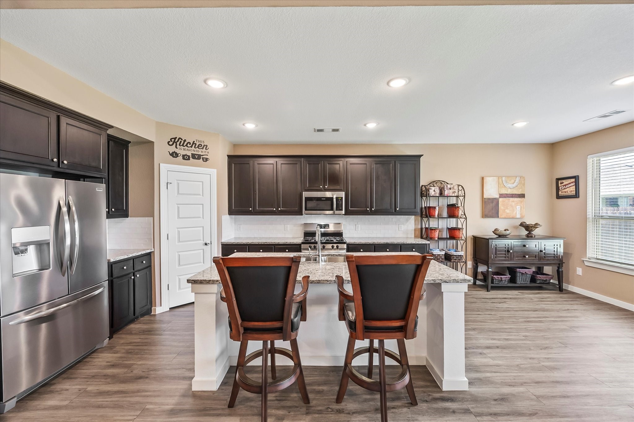 1518 Calcot Lane
