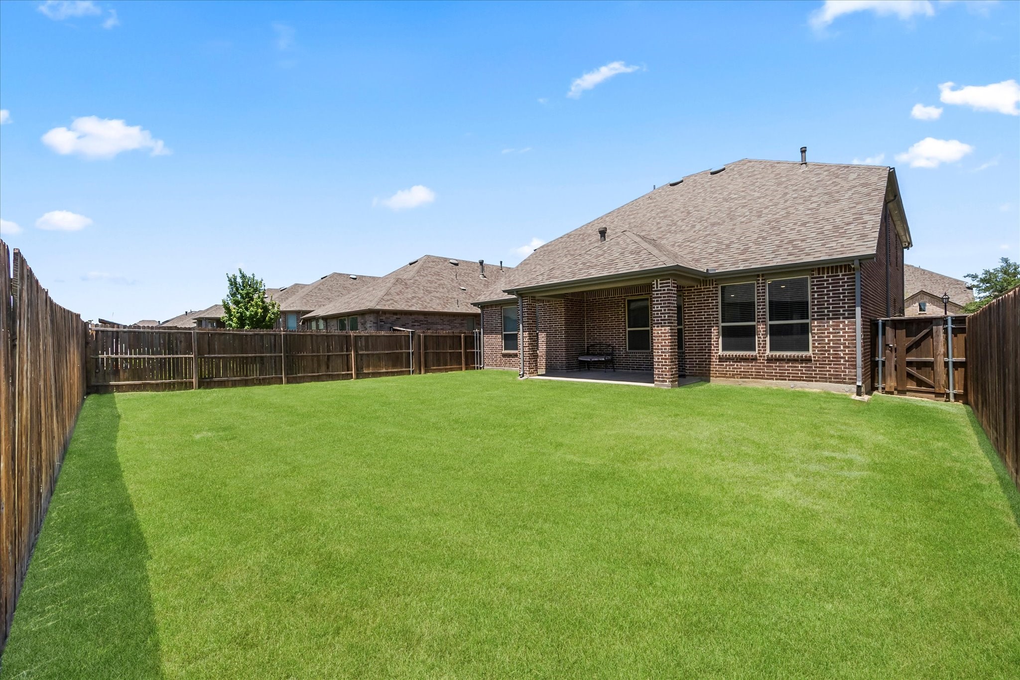 1518 Calcot Lane