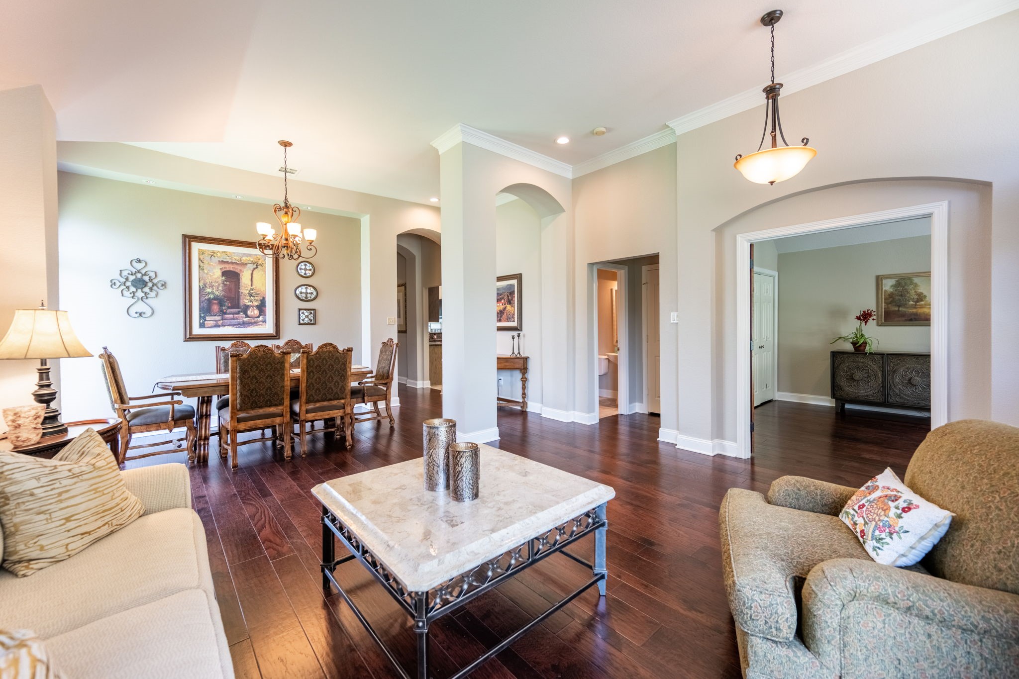 4006 Lakeside Drive
