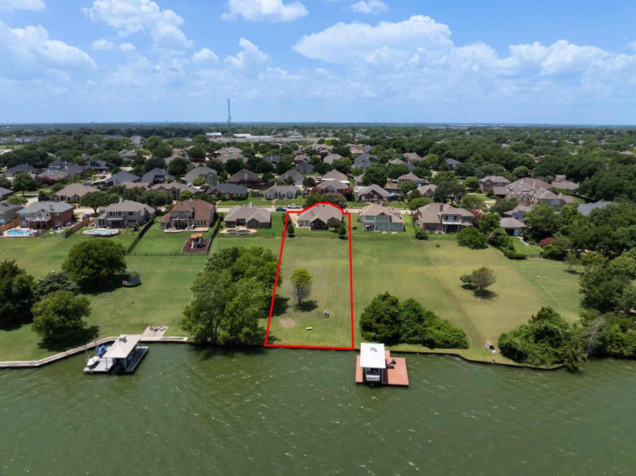 4006 Lakeside Drive