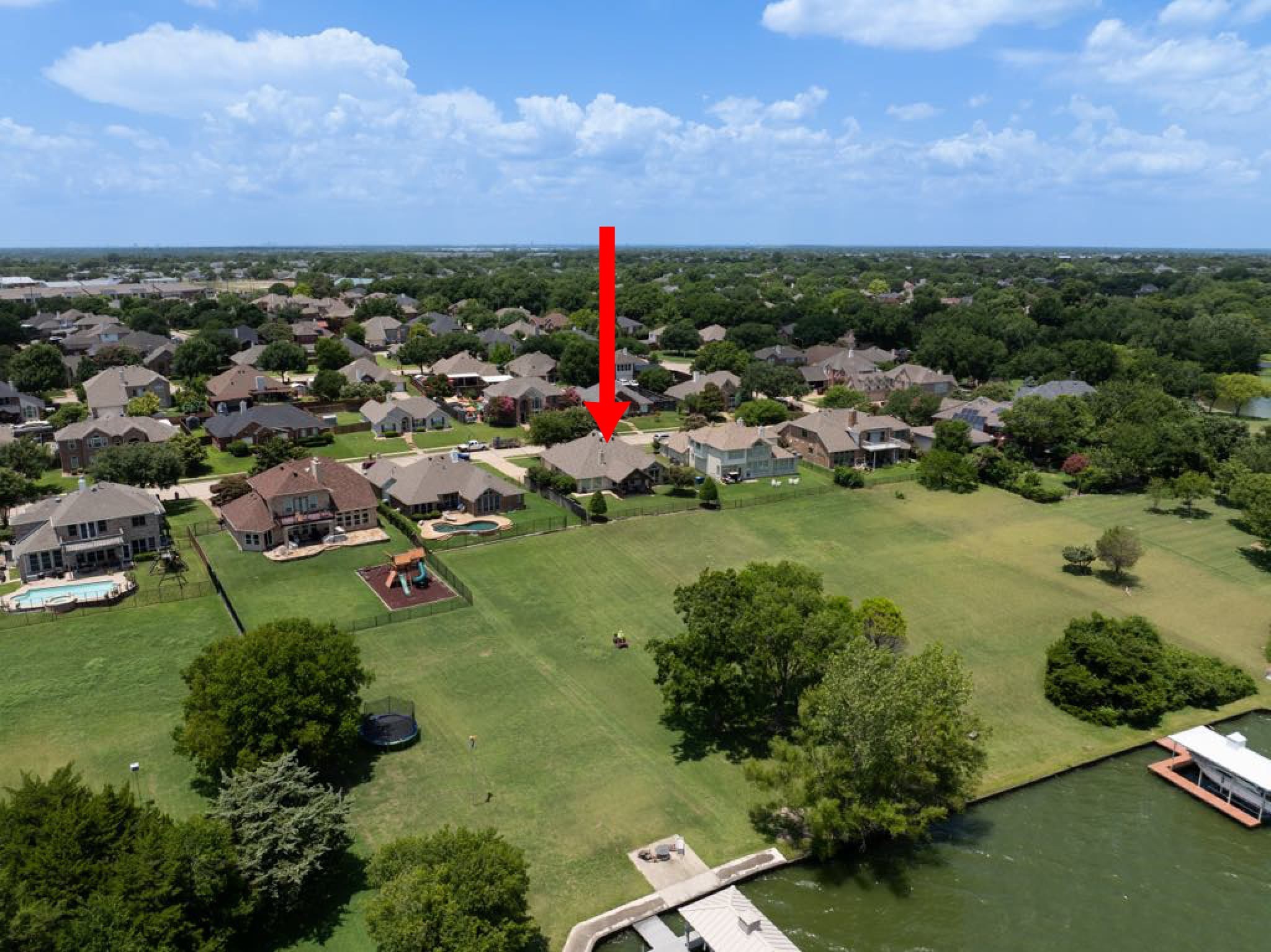 4006 Lakeside Drive