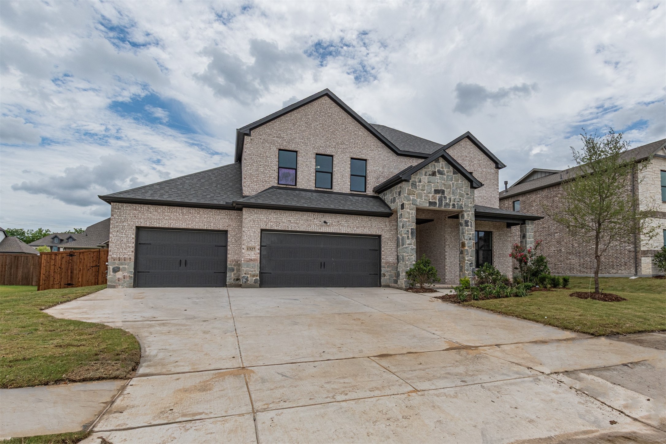 1323 Shleby Road