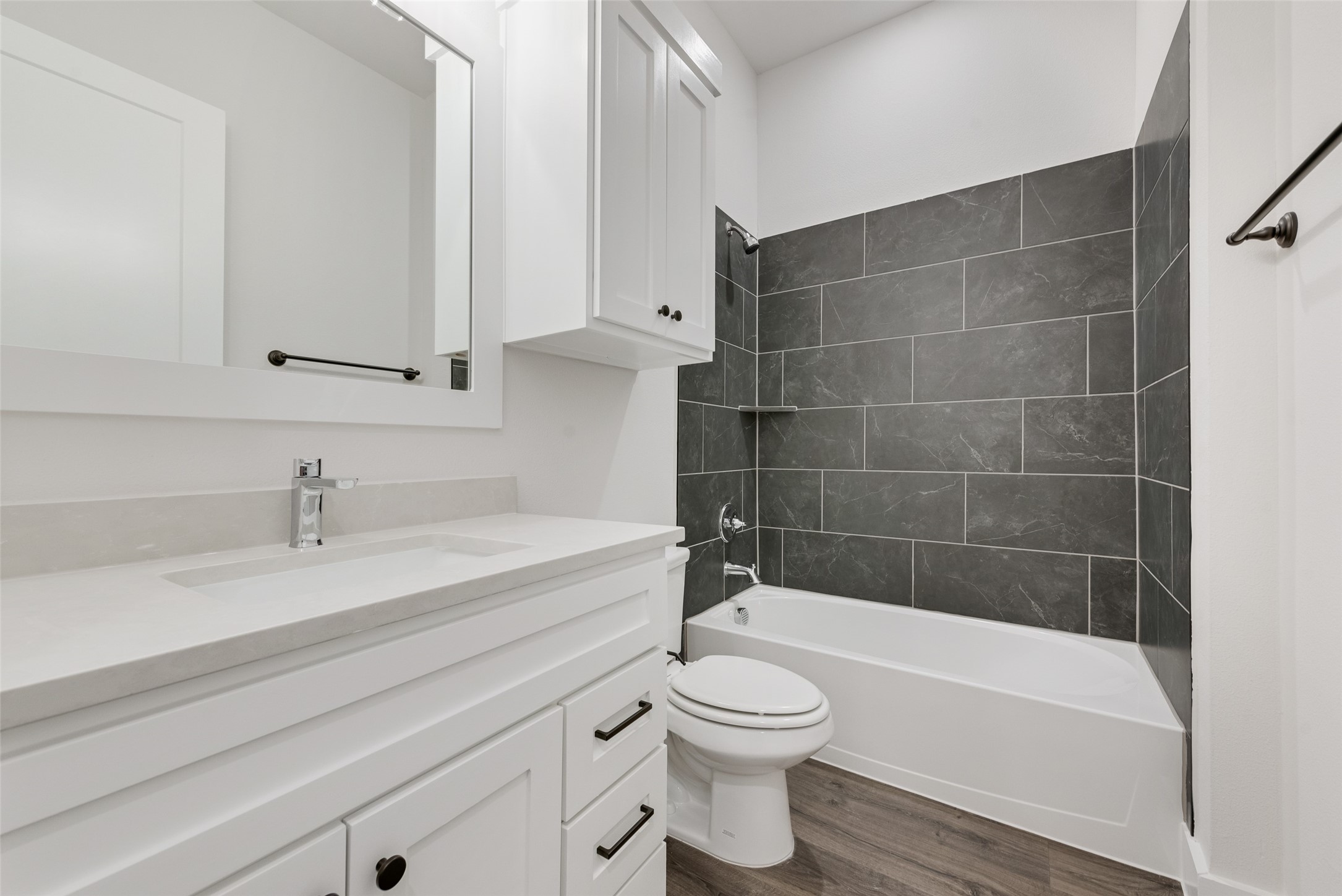 1349 Benjamin Trail
