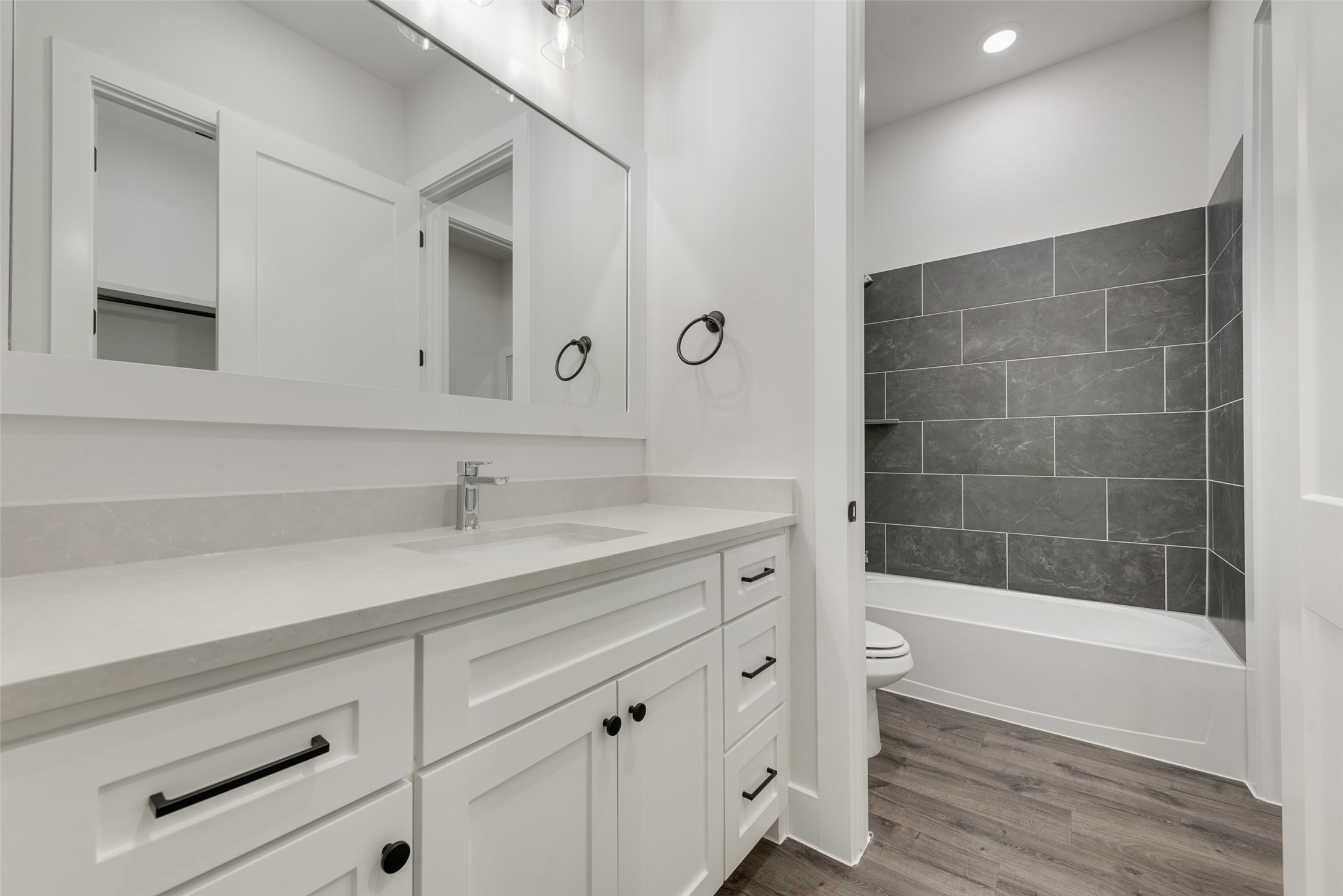 1349 Benjamin Trail
