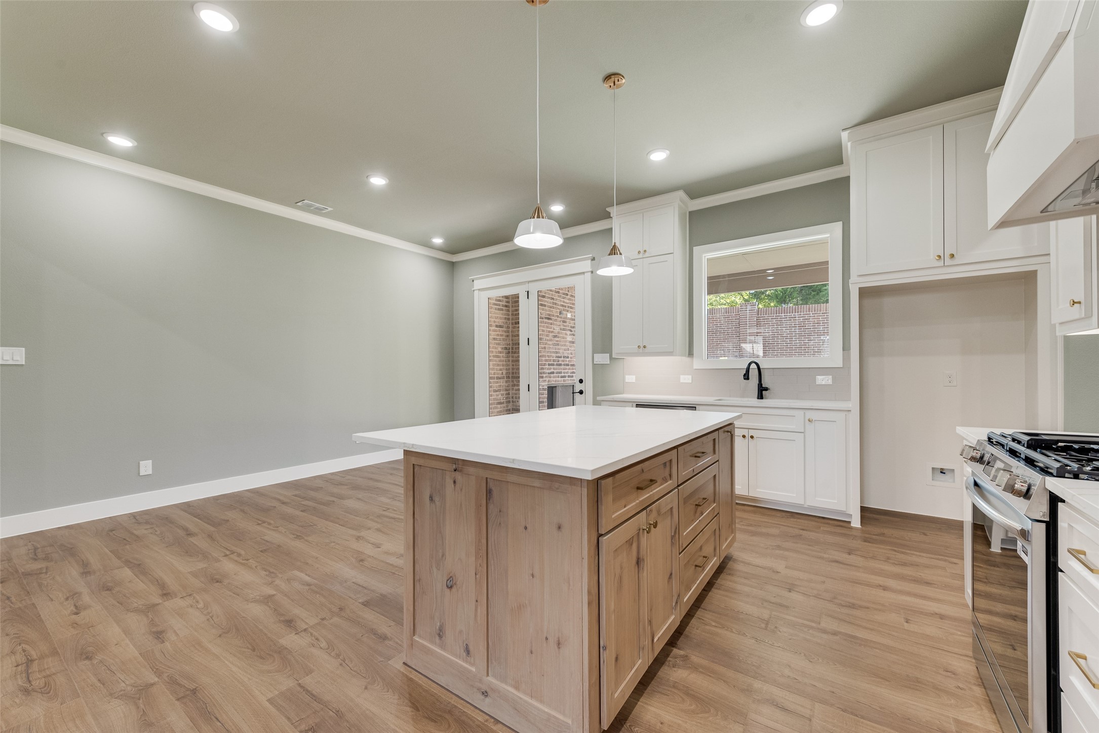1345 Benjamin Trail