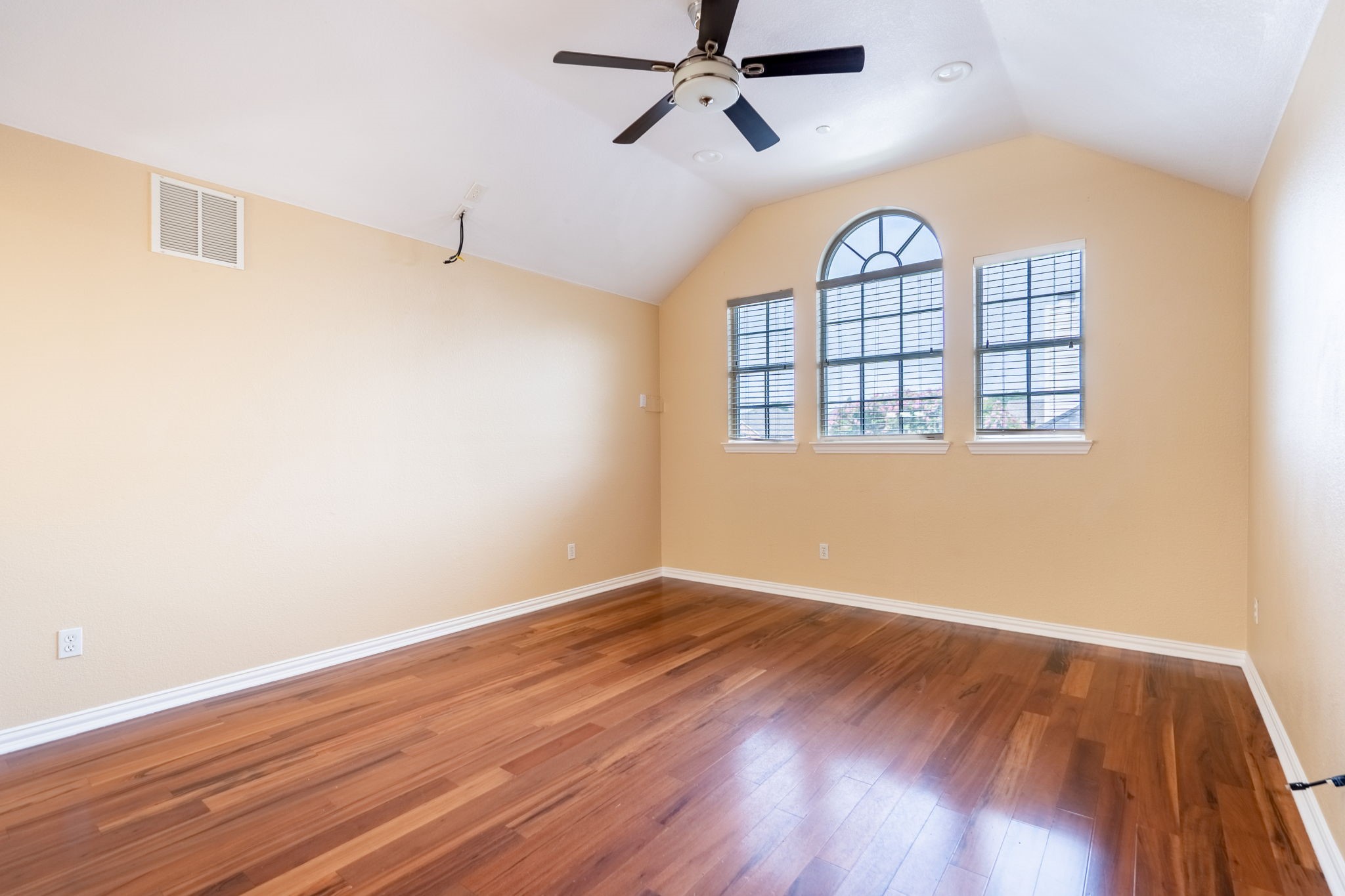 428 Long Cove Court