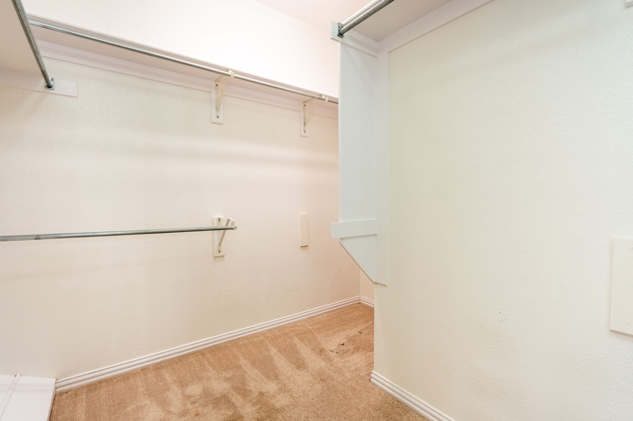 428 Long Cove Court