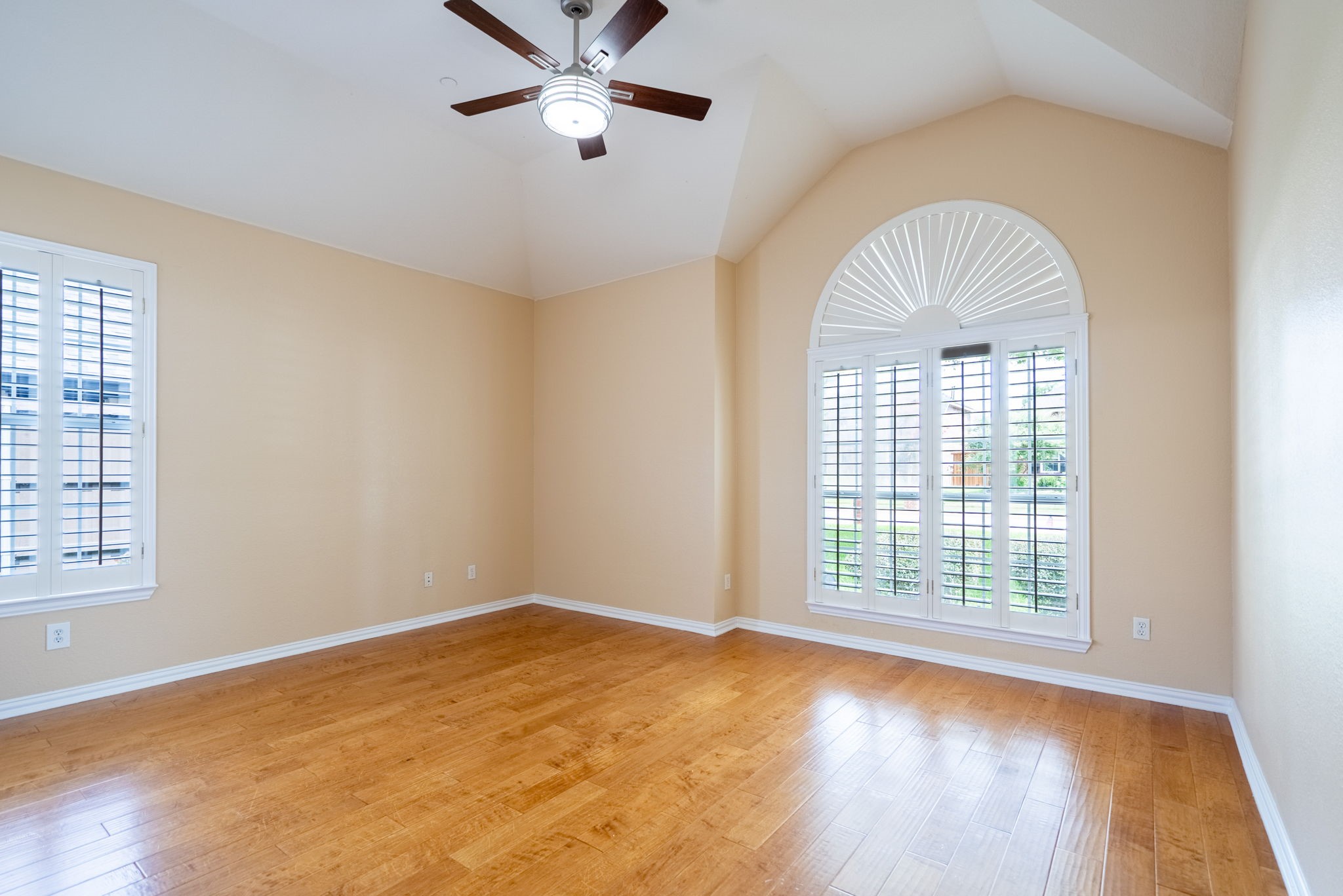 428 Long Cove Court
