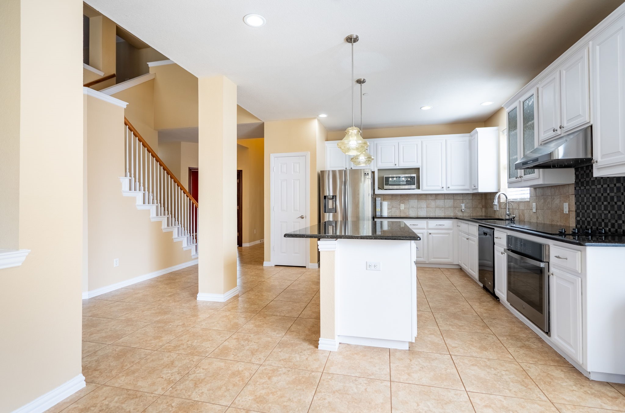 428 Long Cove Court