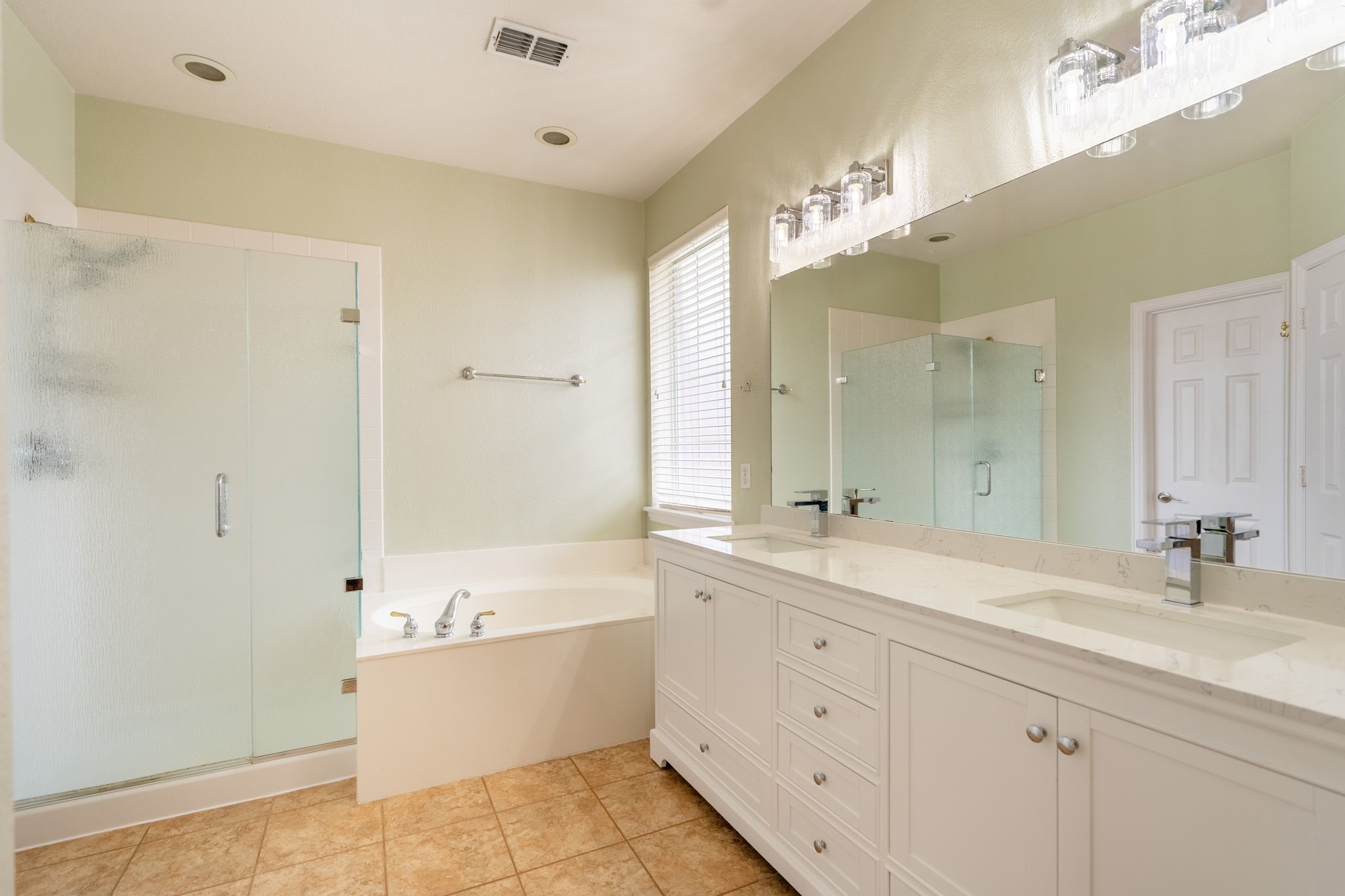 428 Long Cove Court