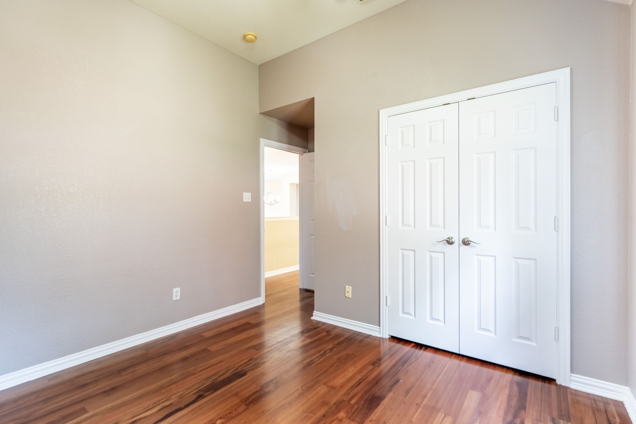 428 Long Cove Court