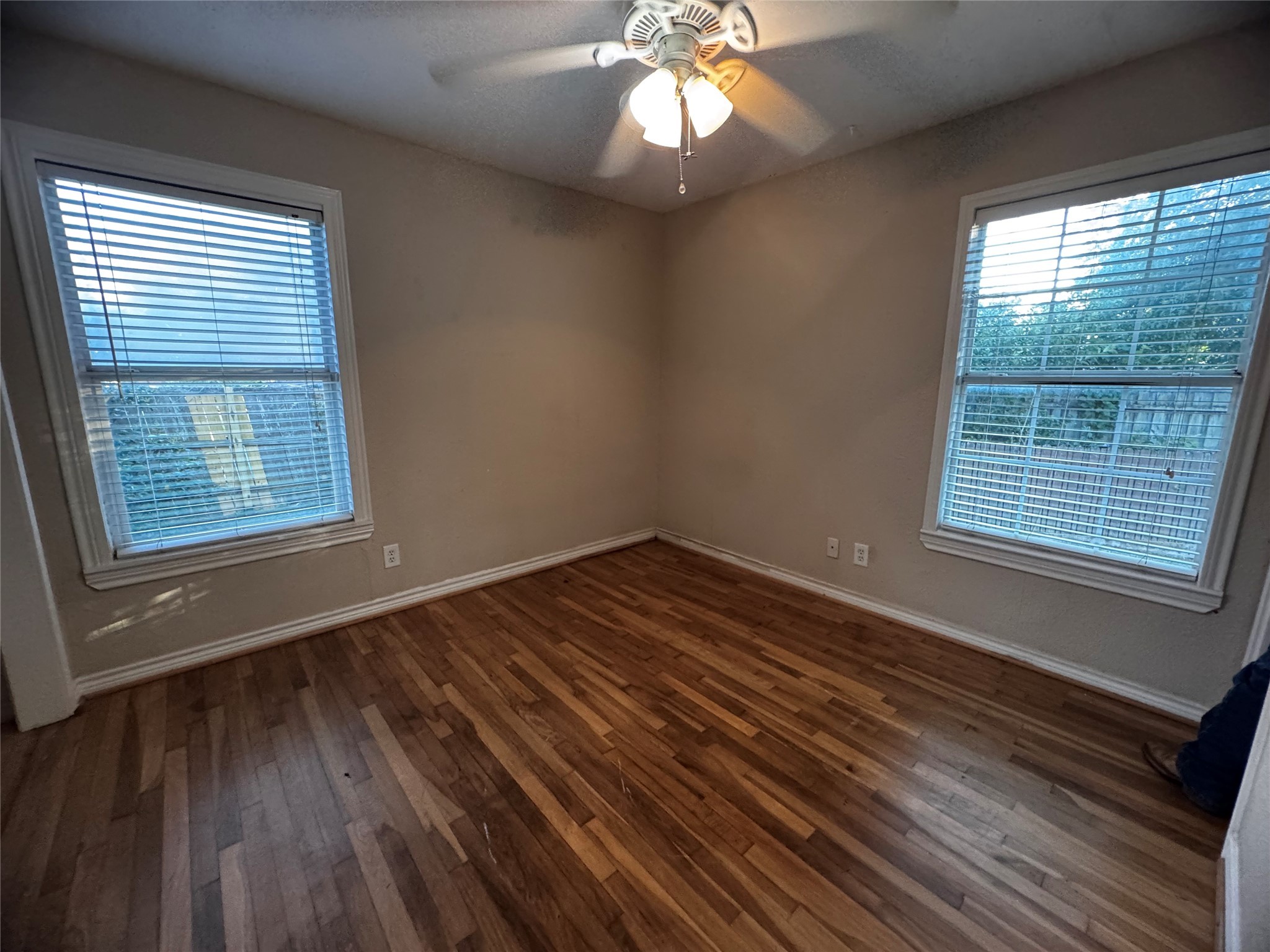 203 Joe White Street