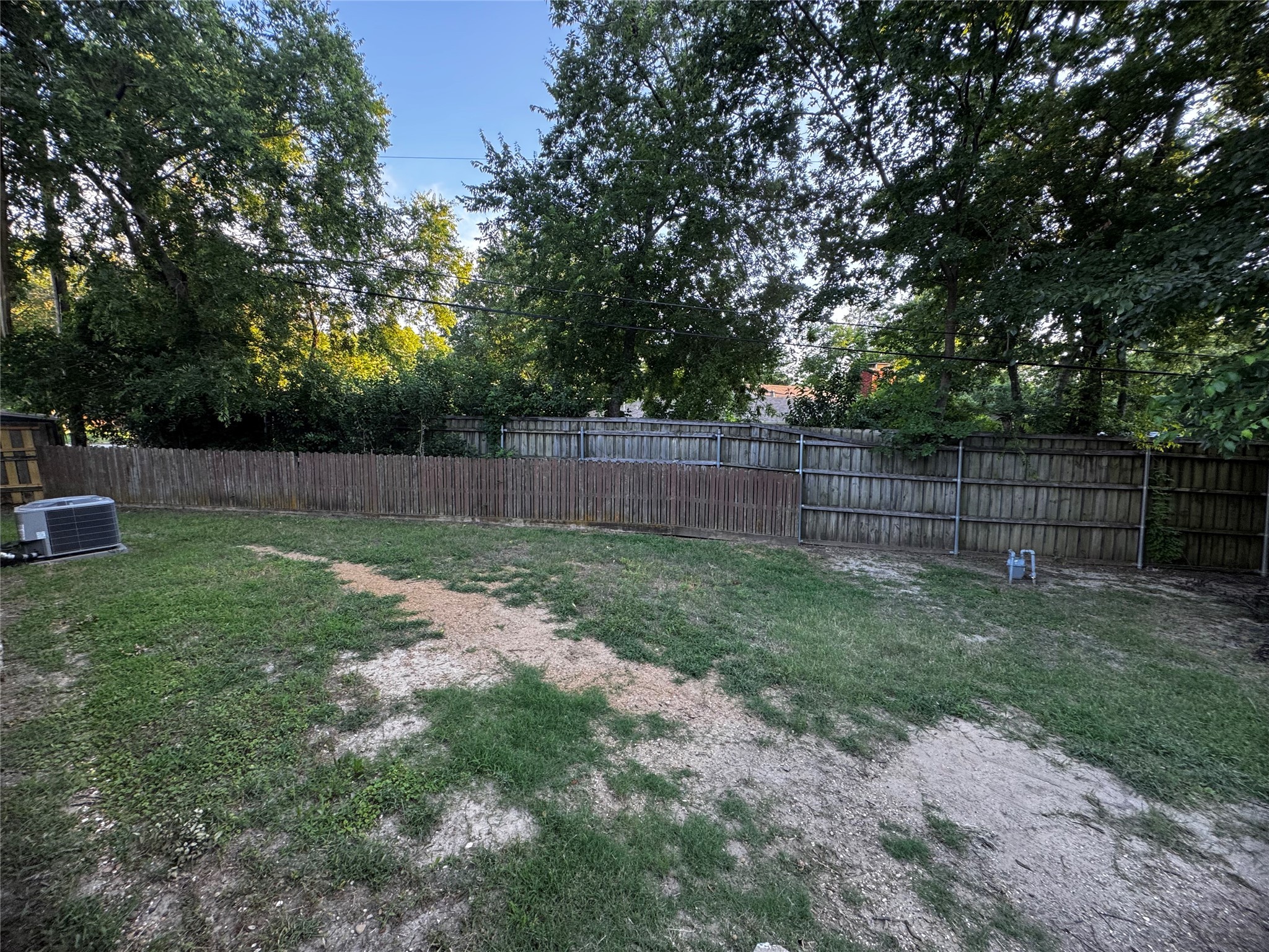 203 Joe White Street
