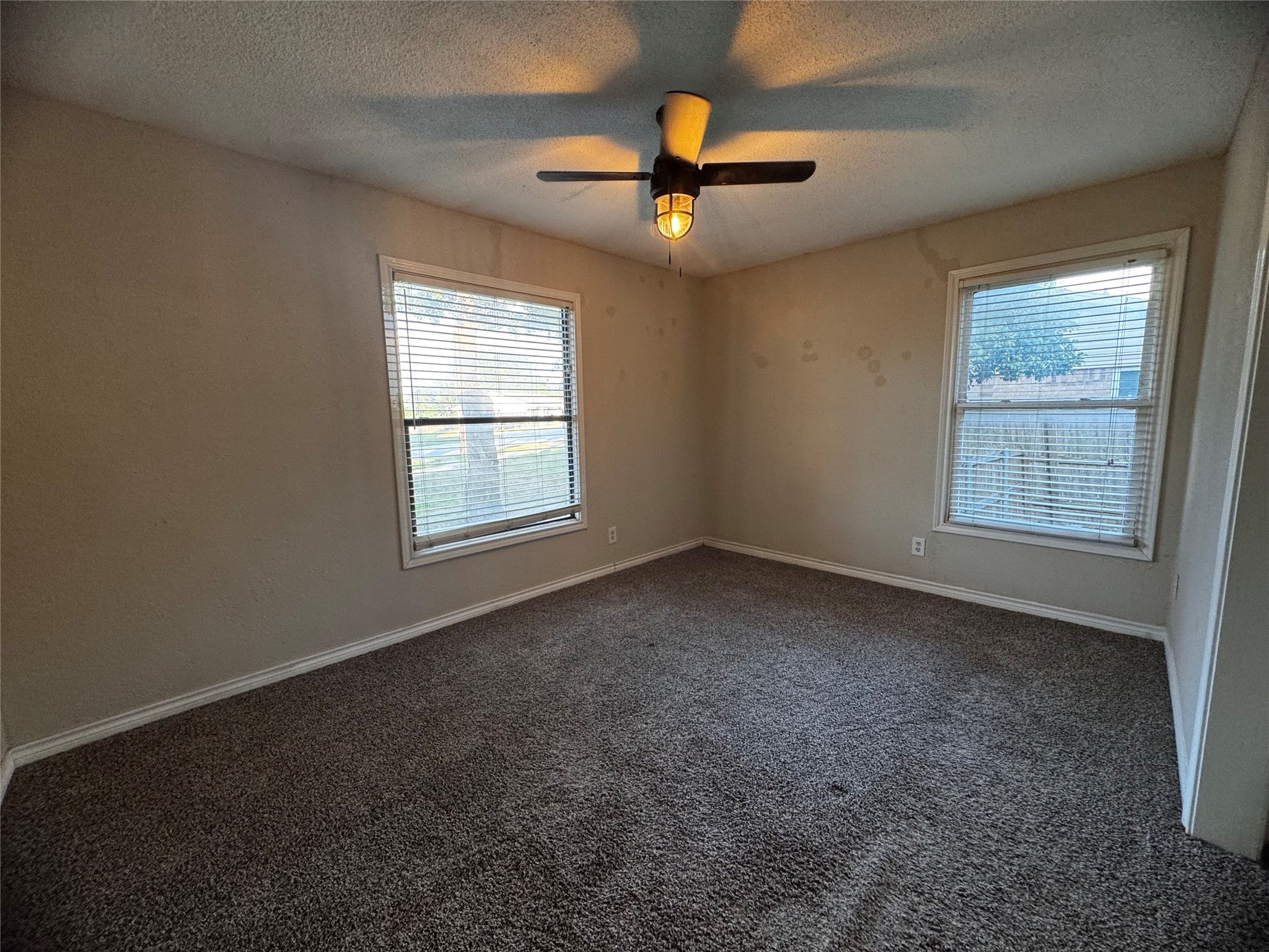 203 Joe White Street